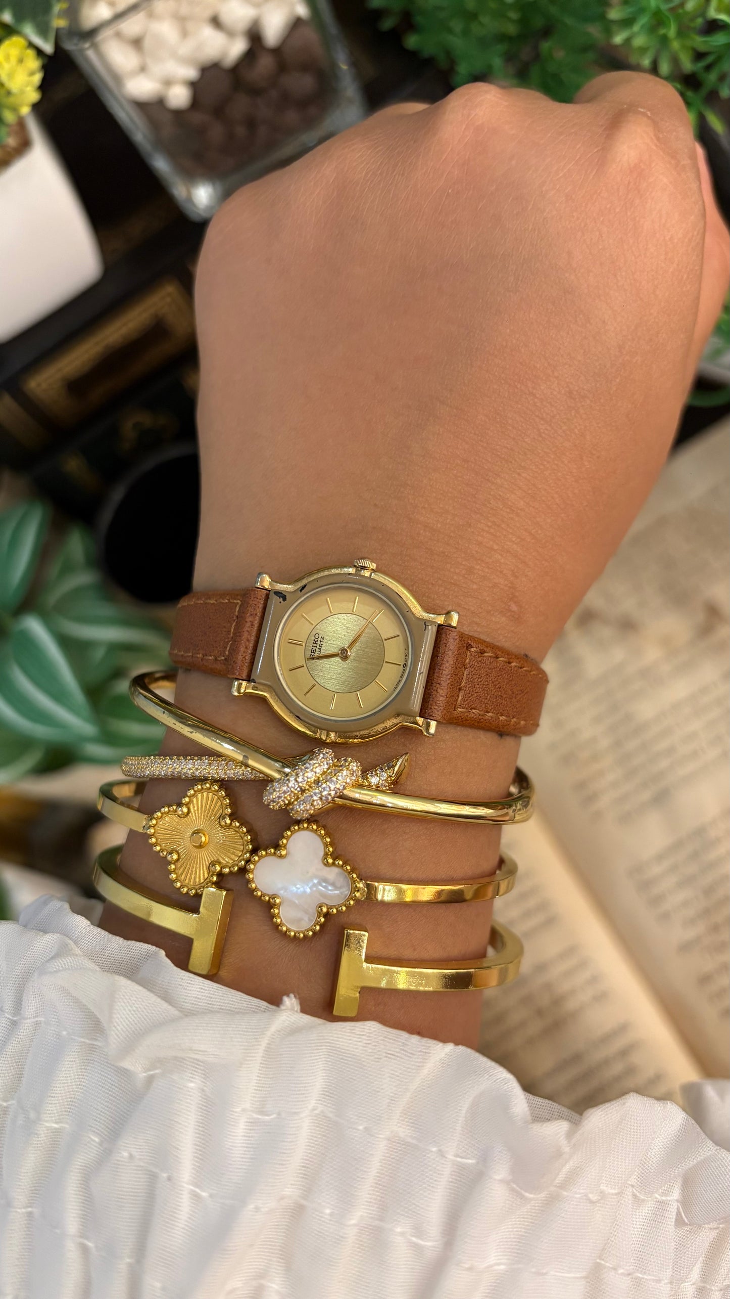 Vintage Seiko Watch in Brown Leather Straps