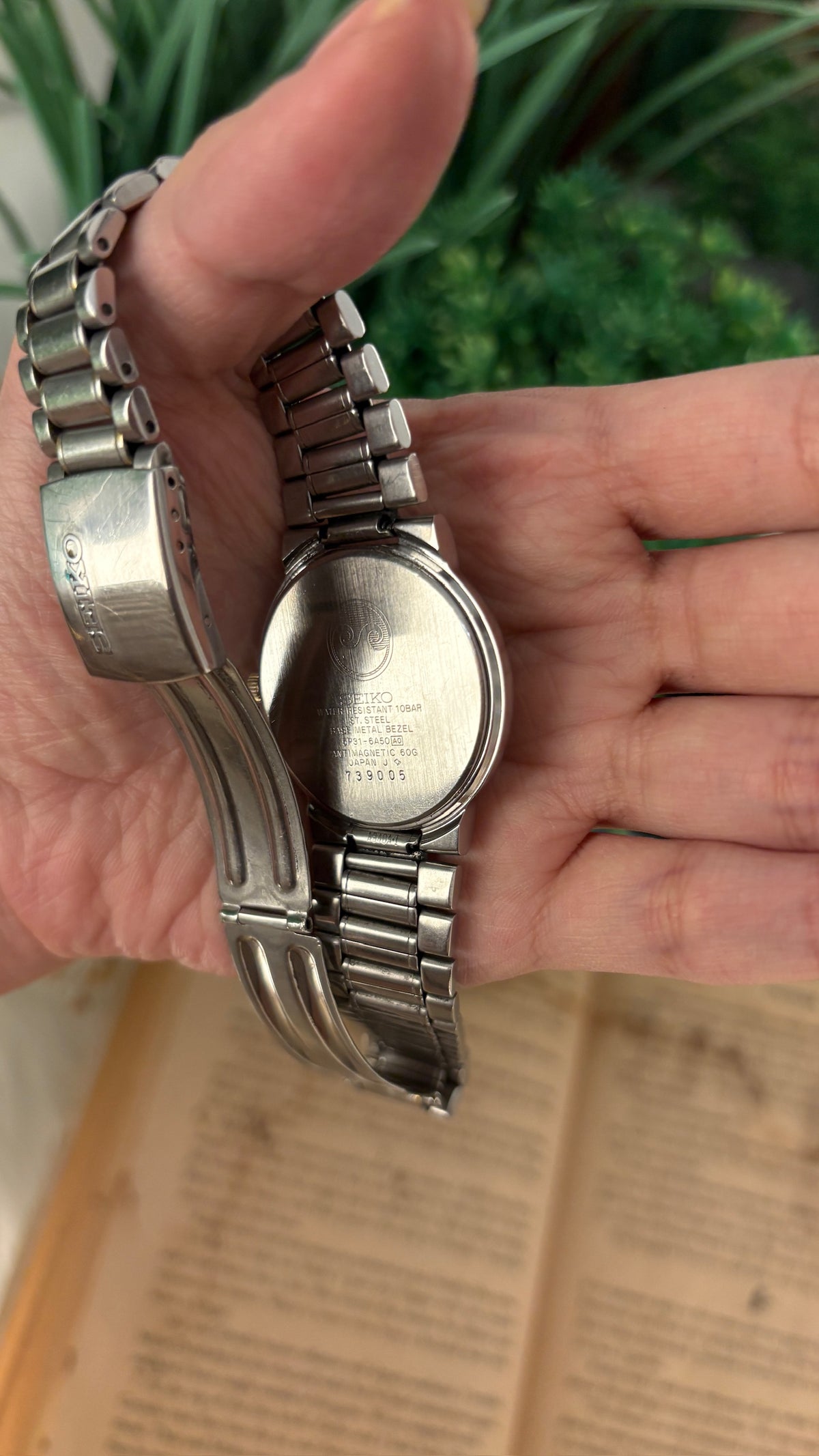 Rare Vintage Seiko Spirit Roman Dial Mens Watch in Two-Tone Quartz