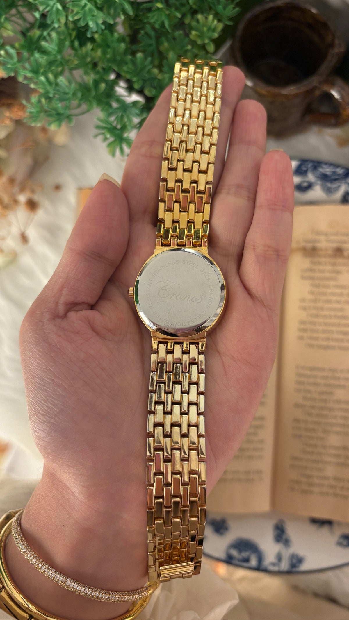 Vintage Cronos Mens Dress Watch in Gold Tone Quartz