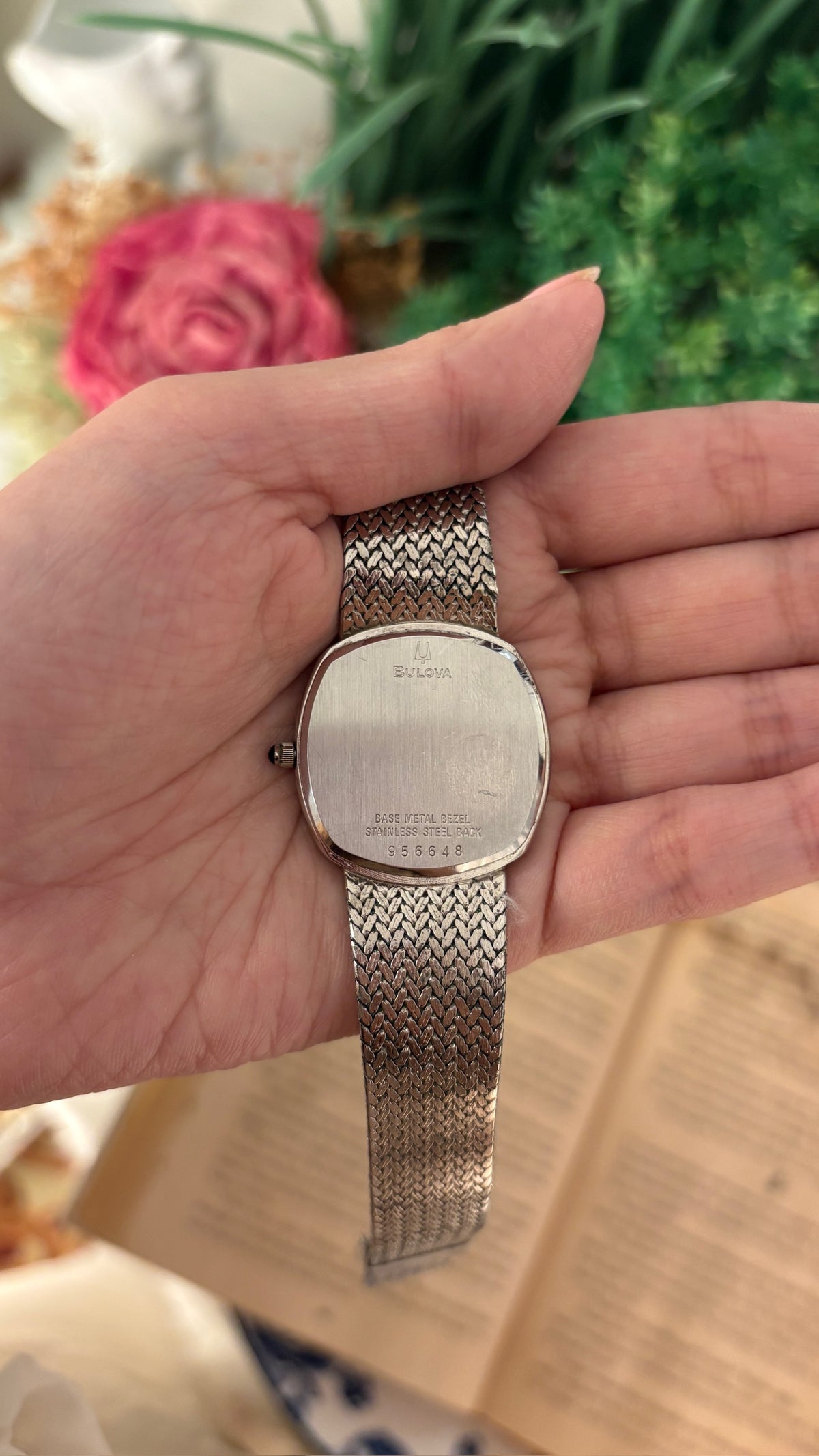 Extremely Rare Vintage Bulova Swiss Diamond Dial Mens Watch in Silver Tone Quartz