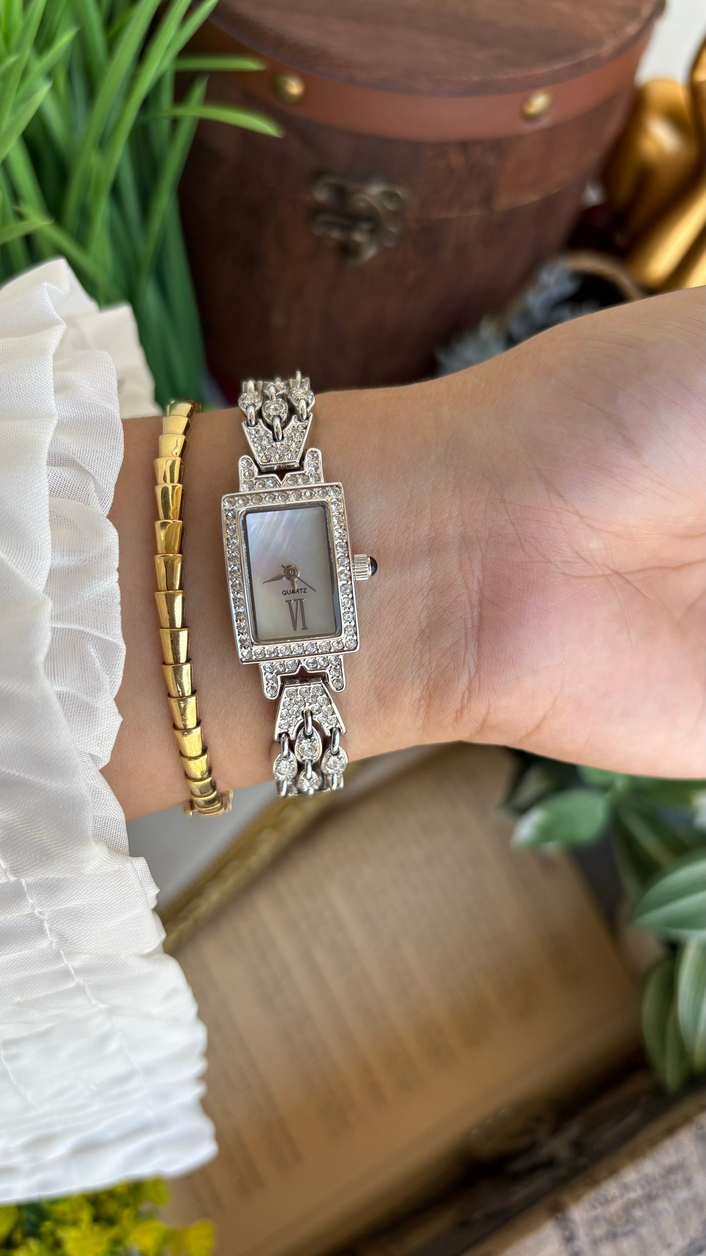 Extremely Rare Metropolitan Museum of Art Moissanite Bejeweled Vintage Watch in Silver Tone Shell Dial