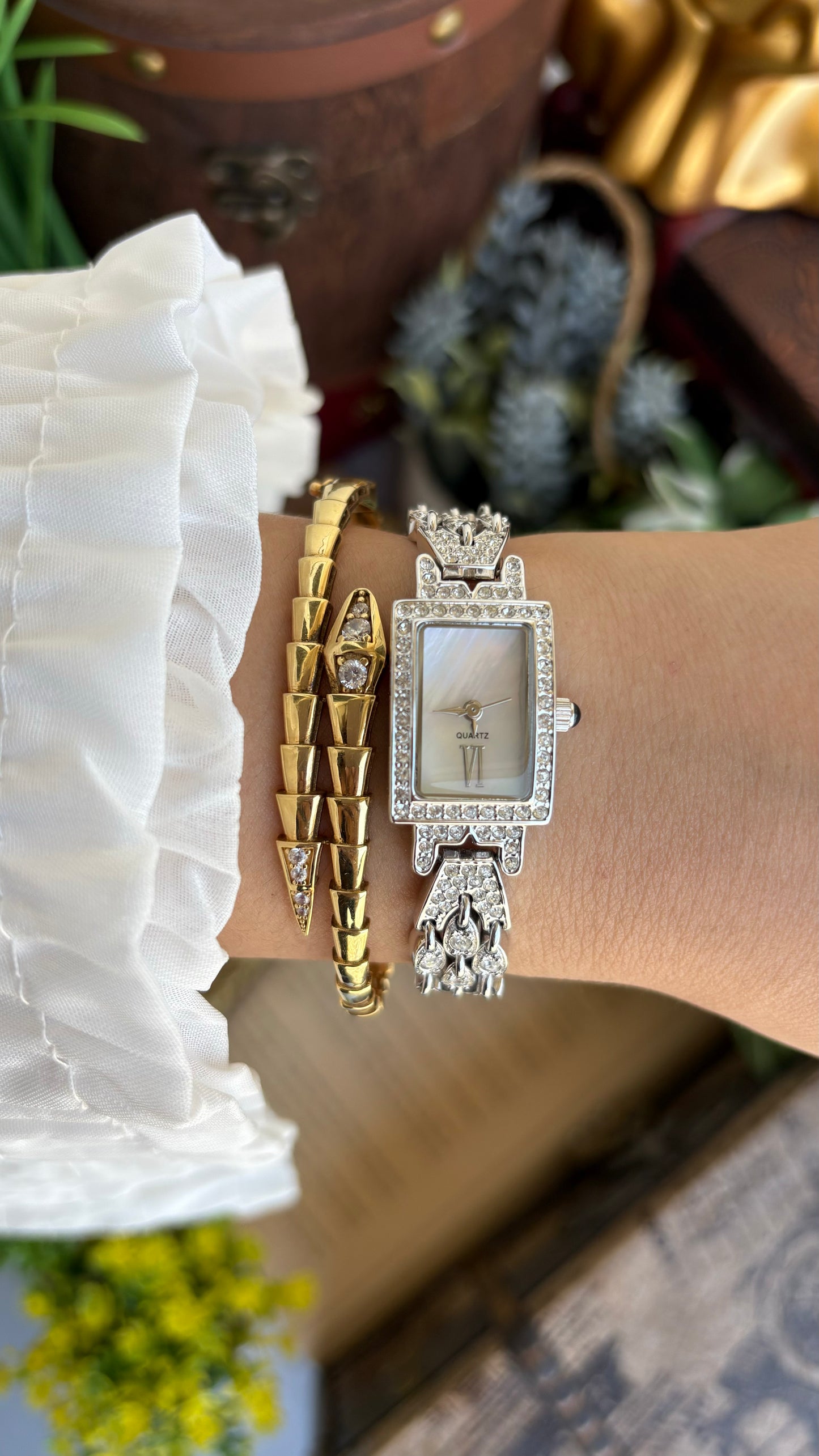 Extremely Rare Metropolitan Museum of Art Moissanite Bejeweled Vintage Watch in Silver Tone Shell Dial