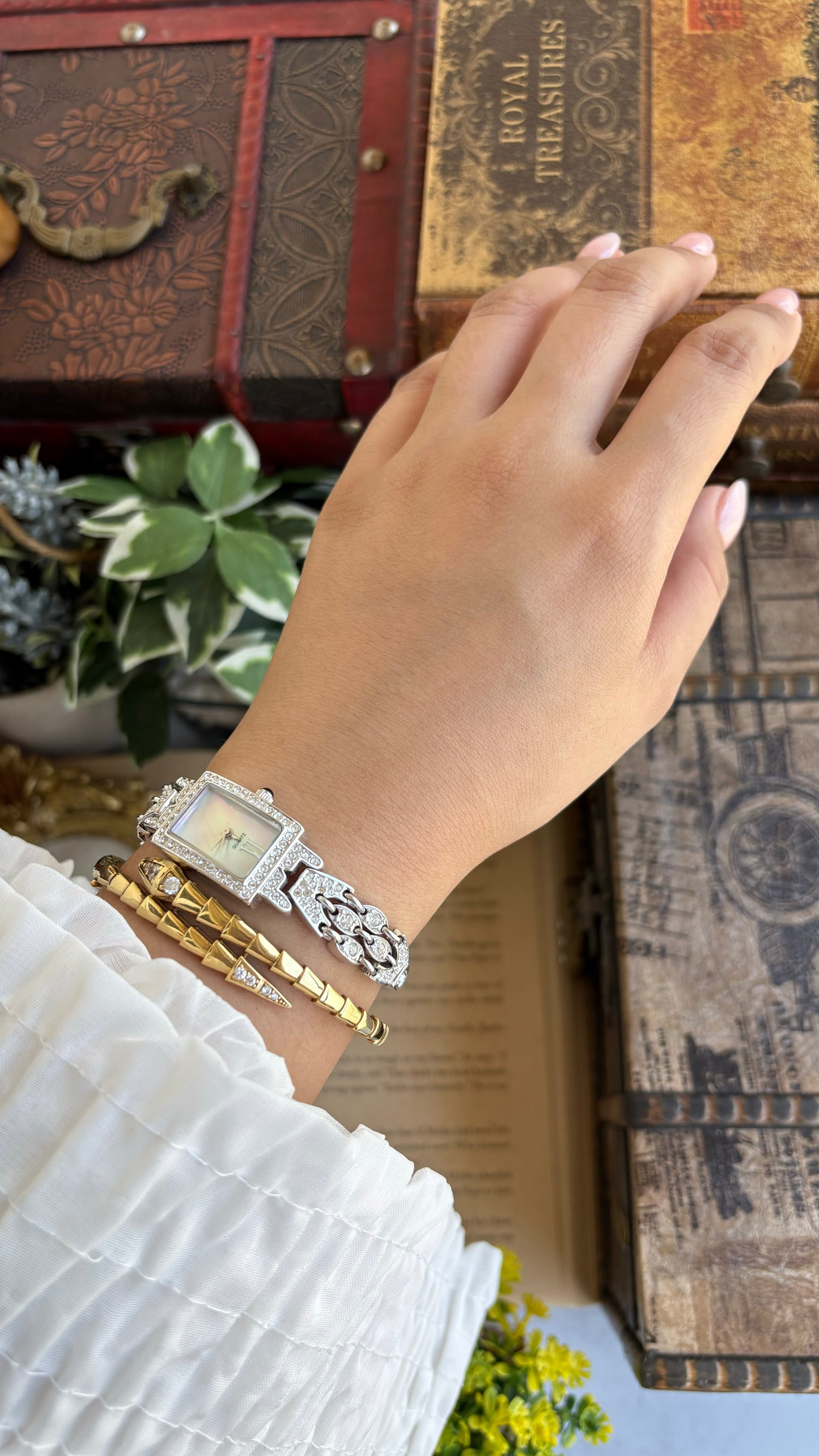 Extremely Rare Metropolitan Museum of Art Moissanite Bejeweled Vintage Watch in Silver Tone Shell Dial