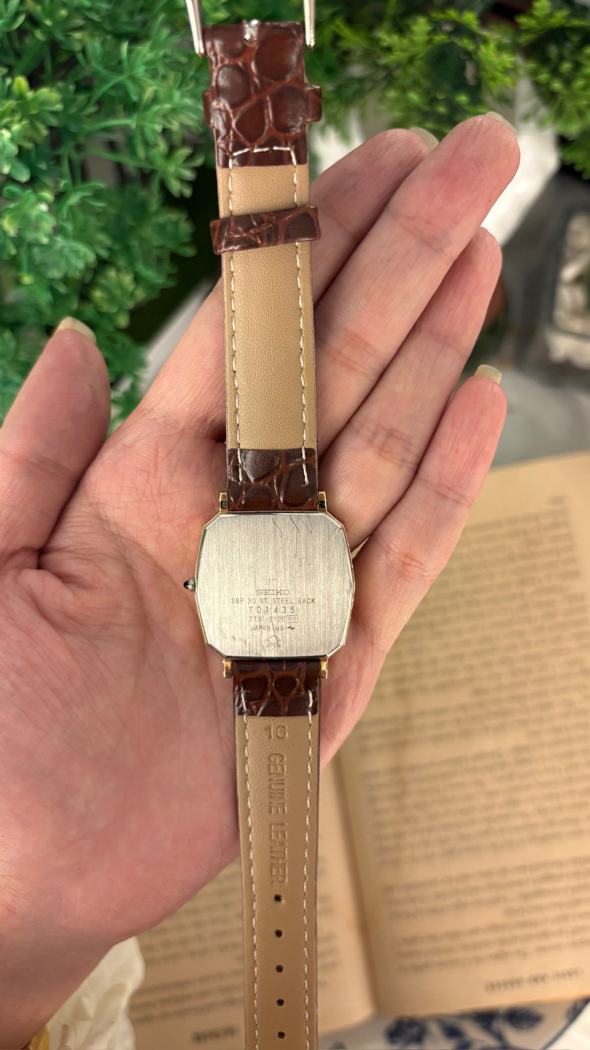 Rare Vintage Seiko Dolce Tank Watch in Gold Tone Brown Leather Quartz