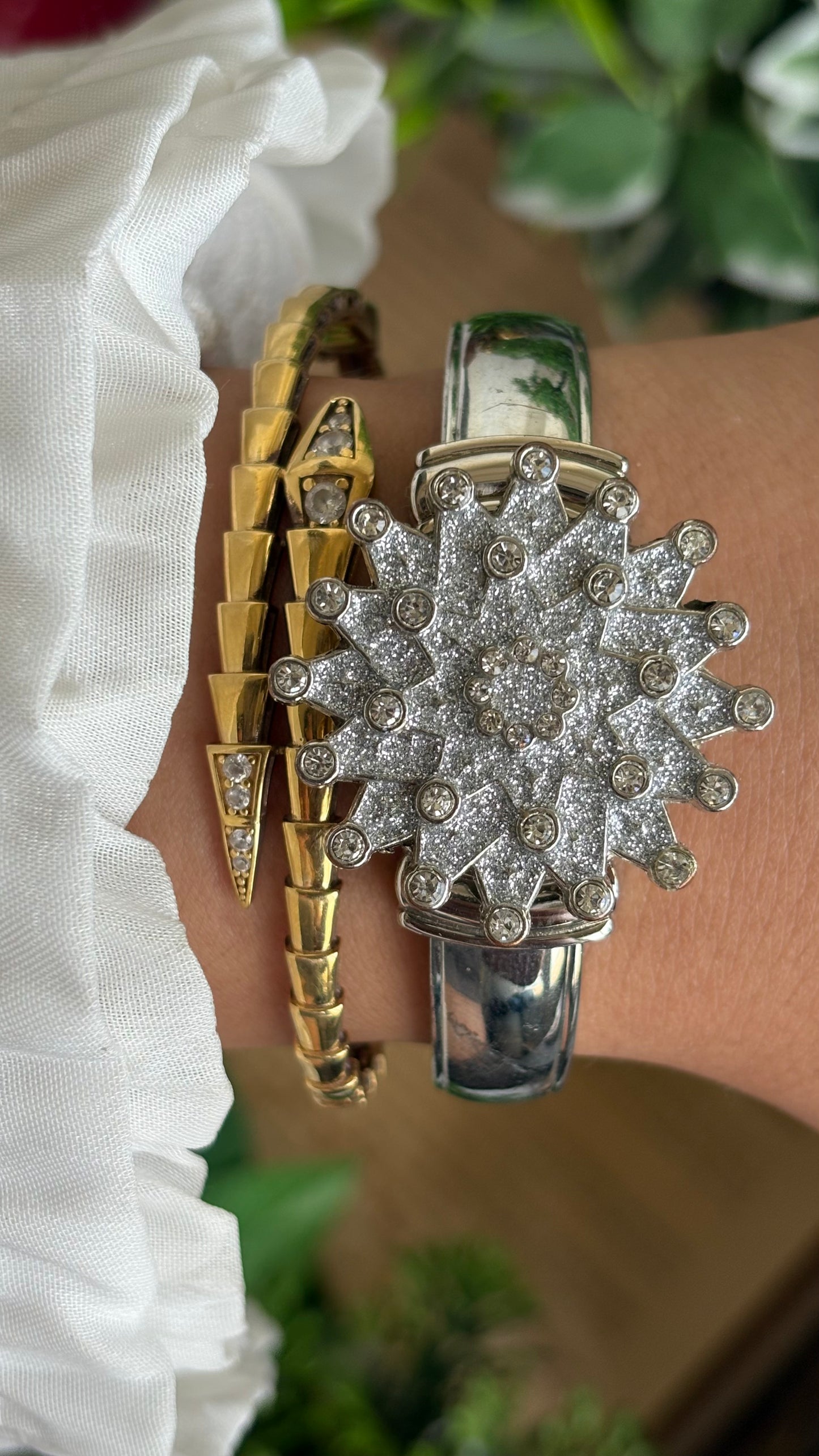 Vintage Peekaboo Snowflake Bejeweled Watch in Silver Tone
