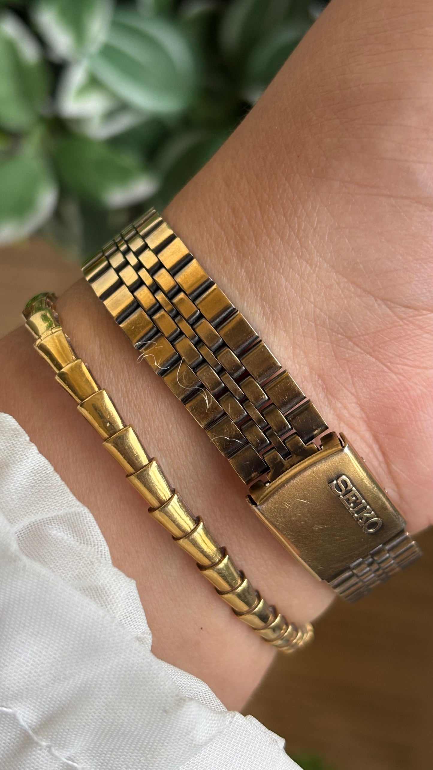 Vintage Seiko Avenue Watch in Vintage Gold Tone Working Chrono