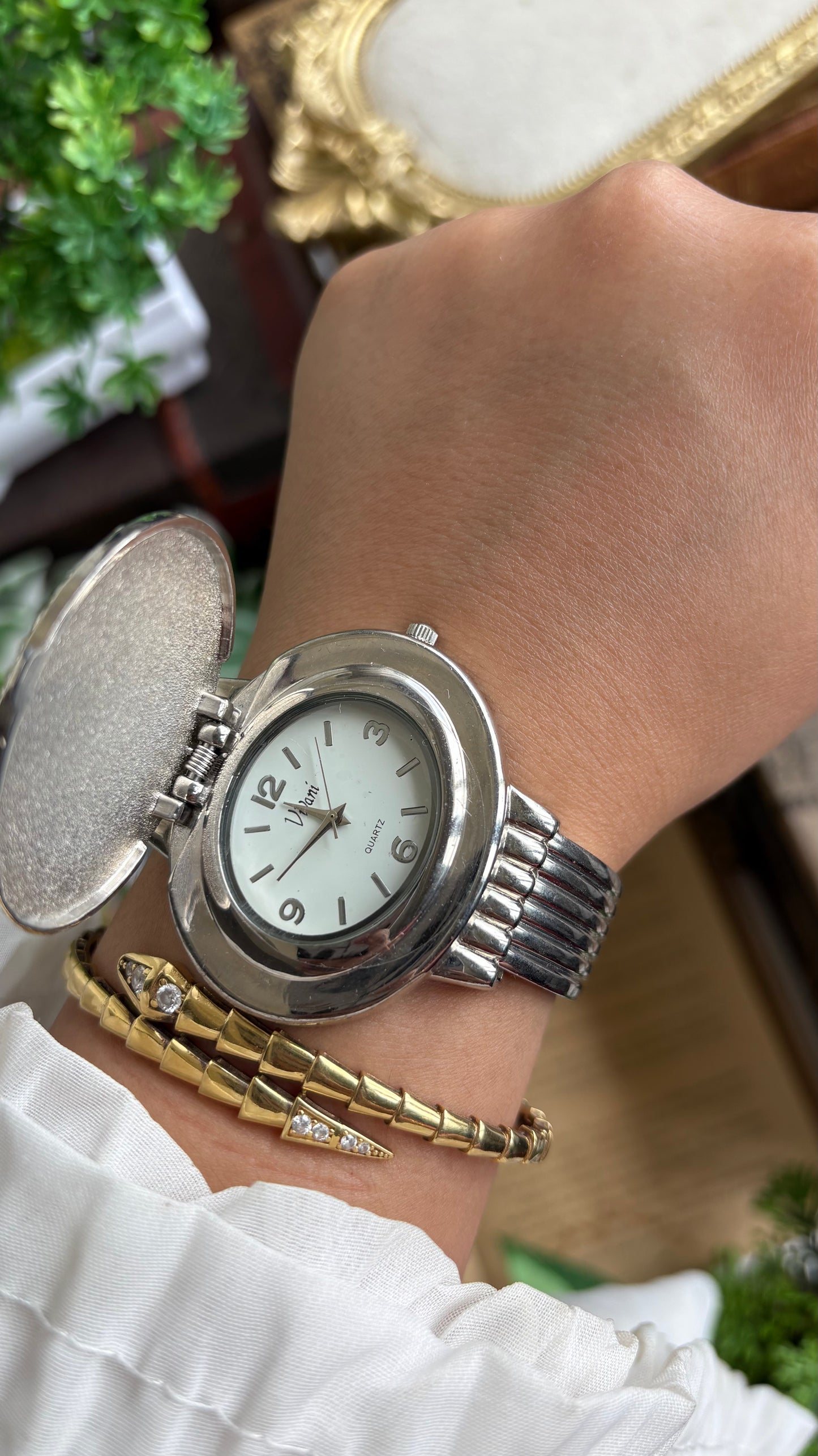 Vintage Vivani Abalone Shell Rare Peekaboo Watch in Silver Tone