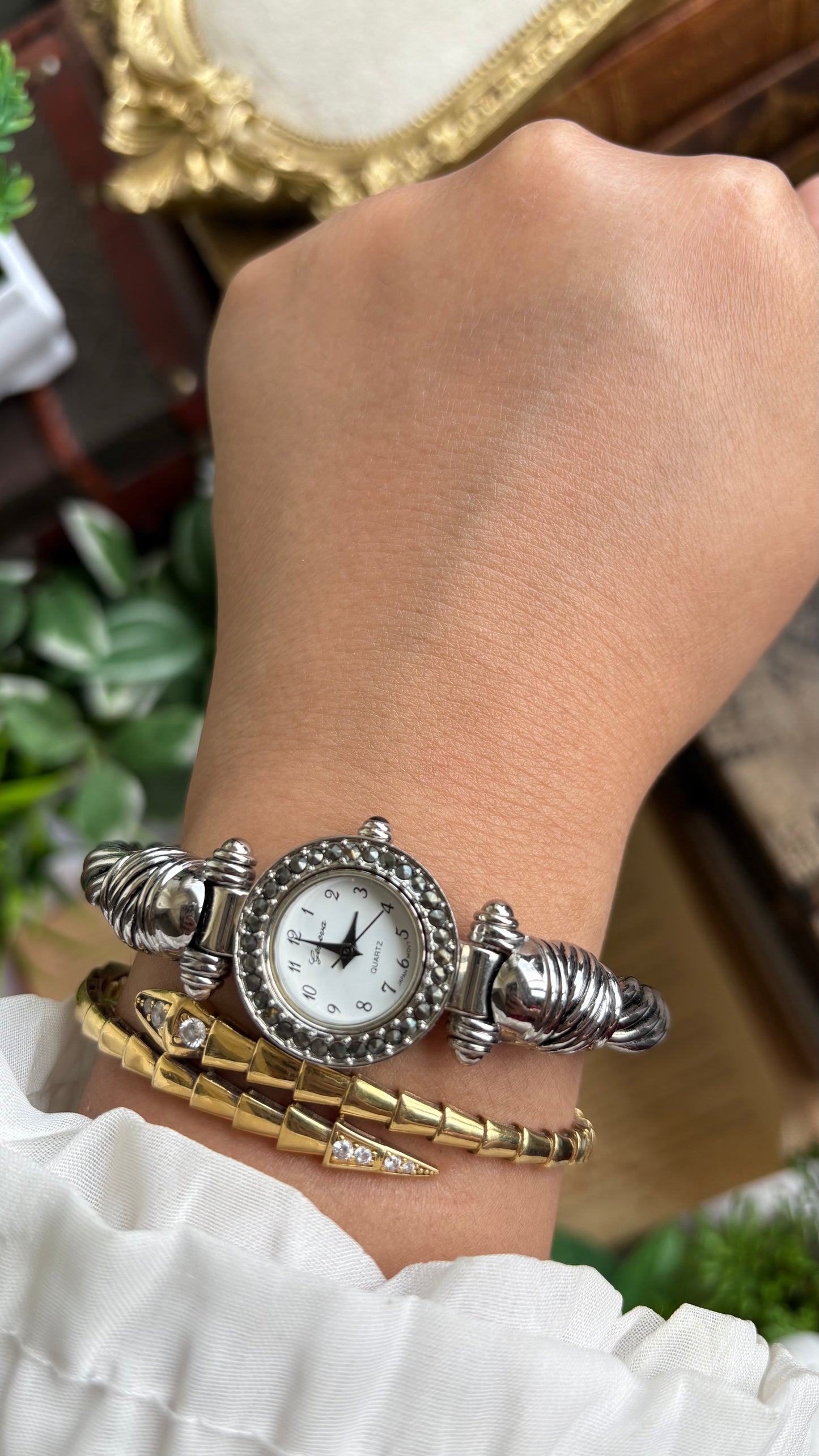 Vintage Geneva Rare Bangle Watch in Silver Tone Rope Style