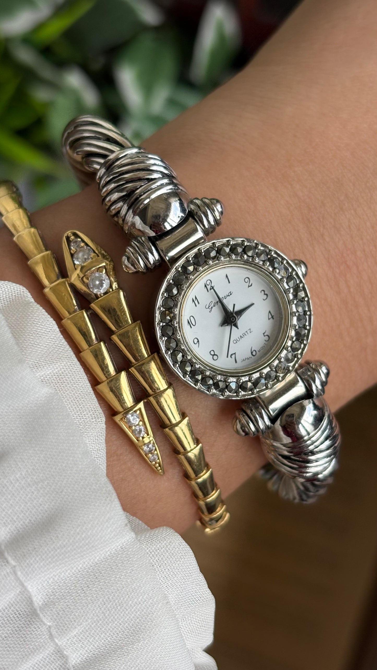 Vintage Geneva Rare Bangle Watch in Silver Tone Rope Style