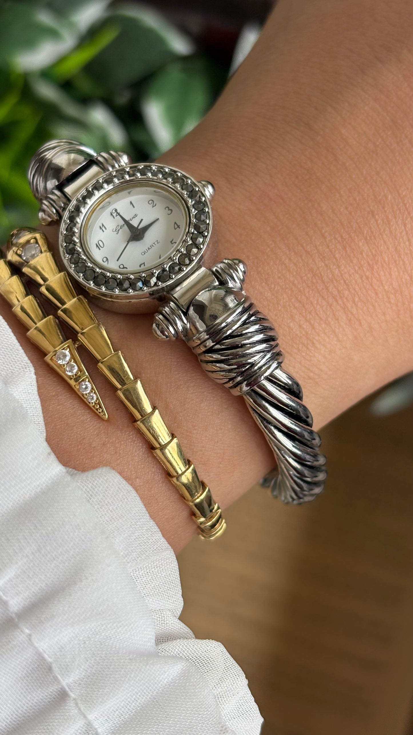 Vintage Geneva Rare Bangle Watch in Silver Tone Rope Style