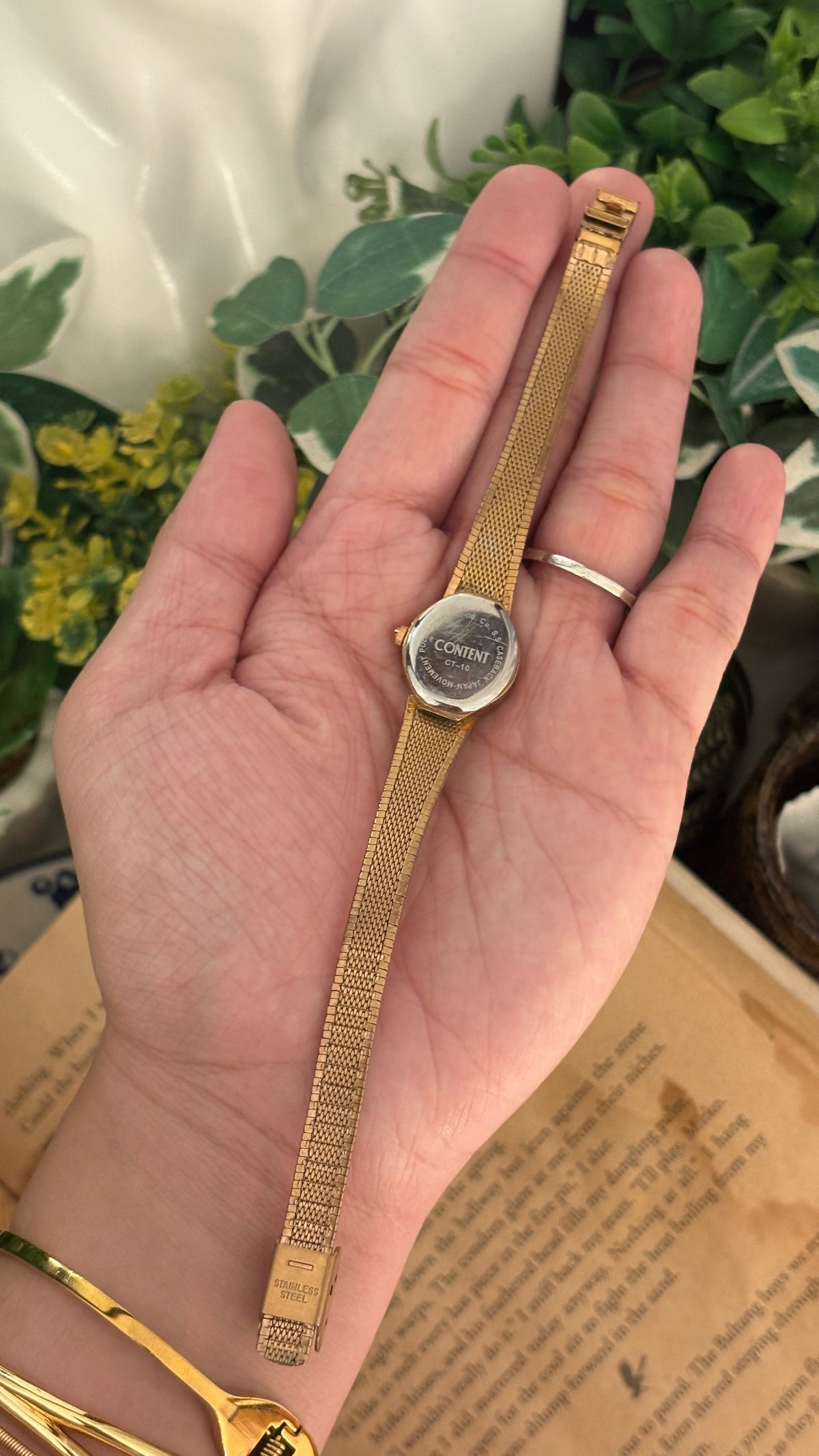 Rare Vintage Content Dress Watch in Rose Gold Tone Quartz