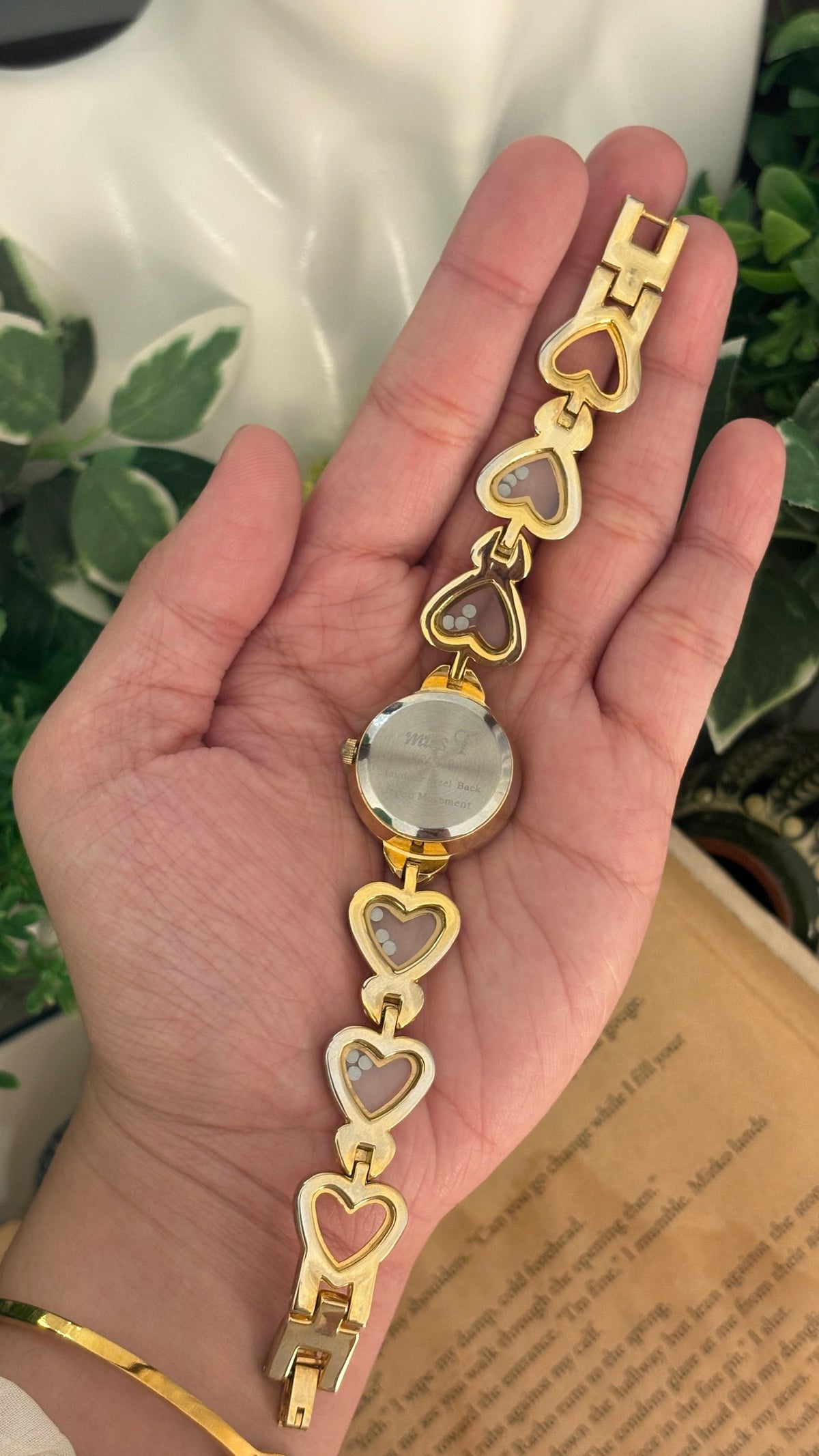 Rare Vintage Miss T Dancing Stones Heart Link Watch in Gold Tone Quartz