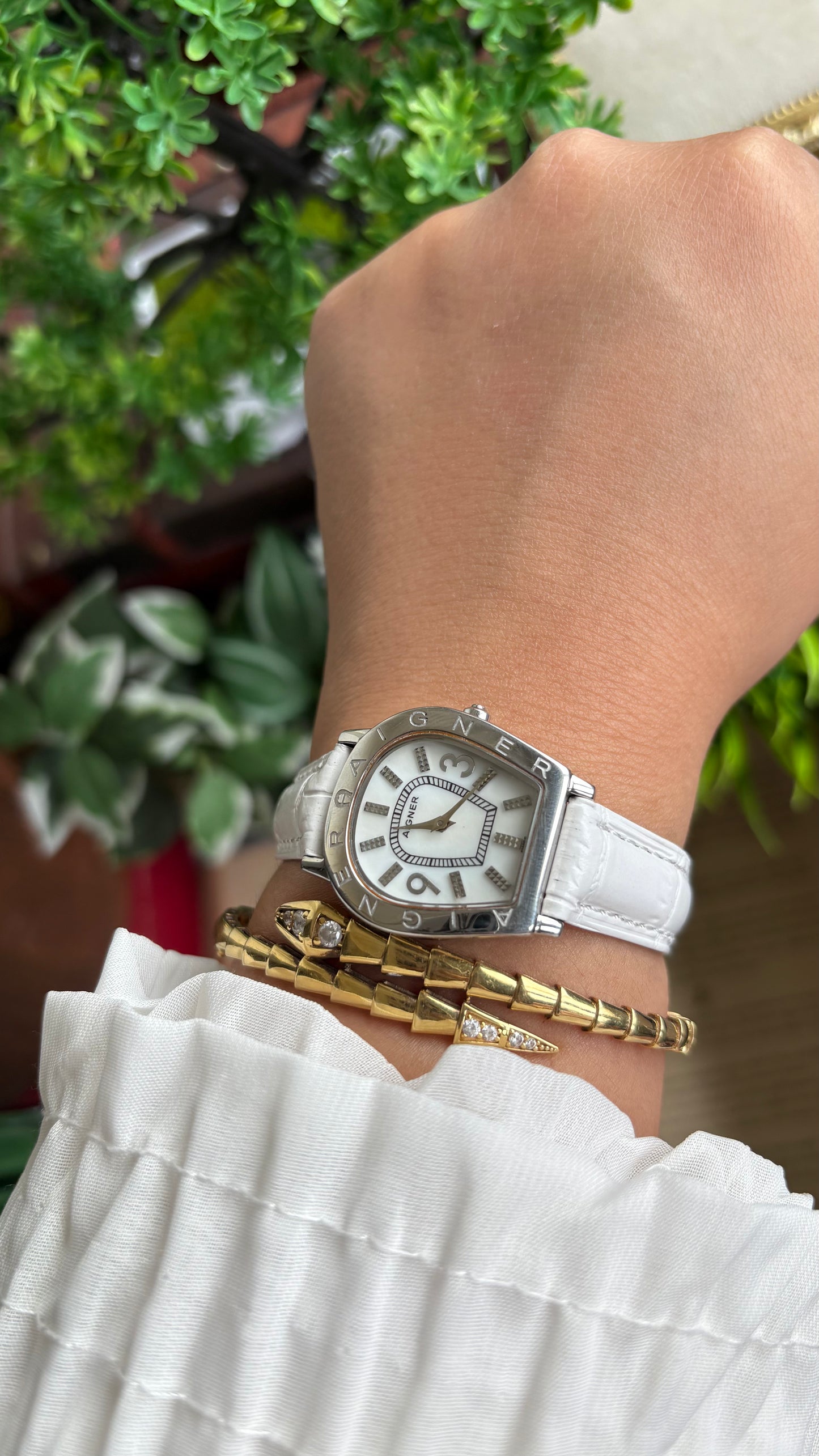 Extremely Rare Vintage Aigner Women’s Dress Watch in White Leather Strap