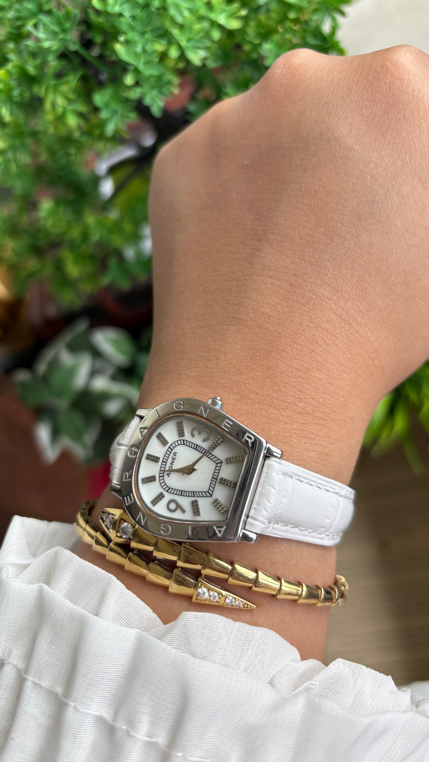 Extremely Rare Vintage Aigner Women’s Dress Watch in White Leather Strap