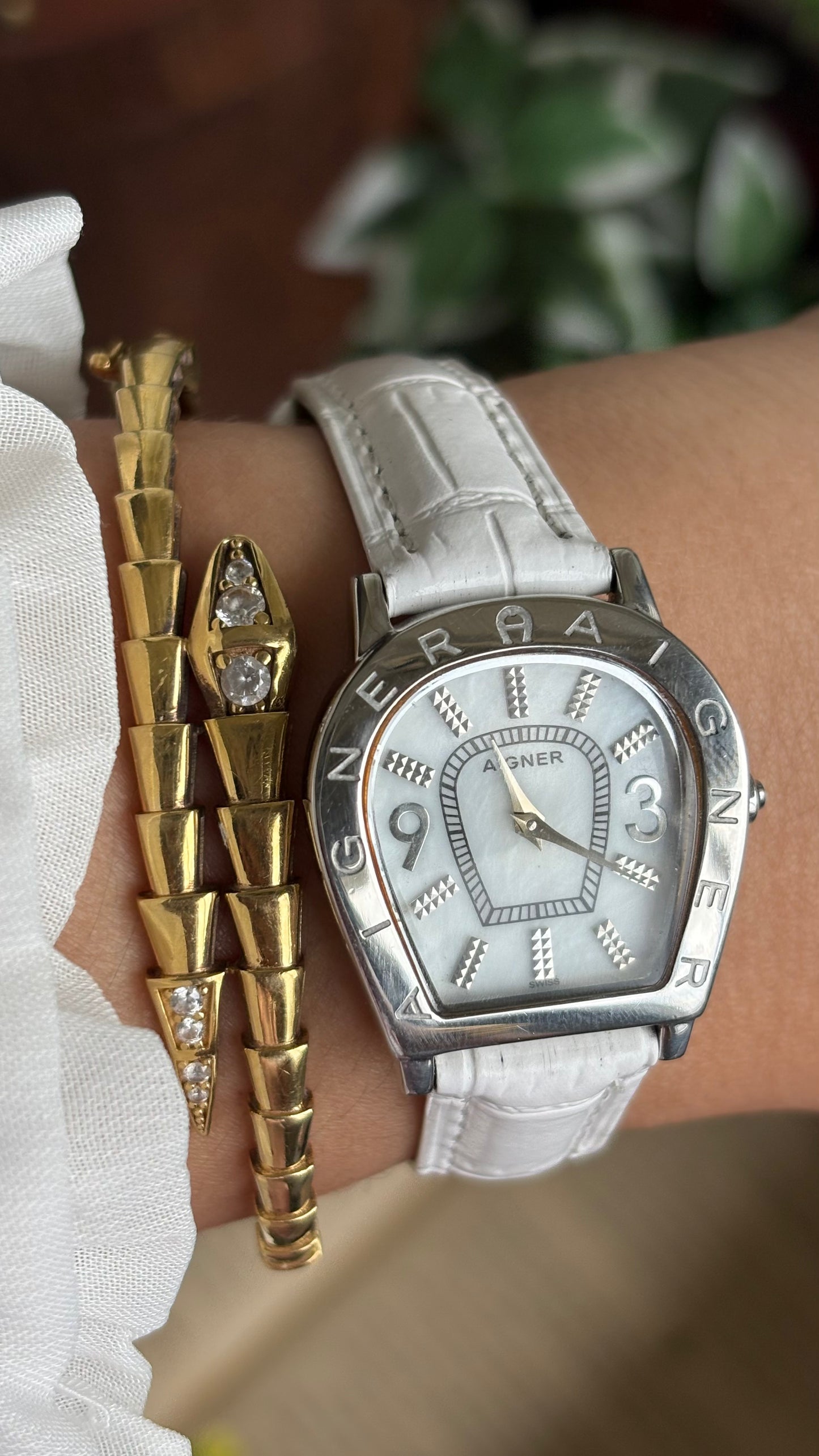 Extremely Rare Vintage Aigner Women’s Dress Watch in White Leather Strap