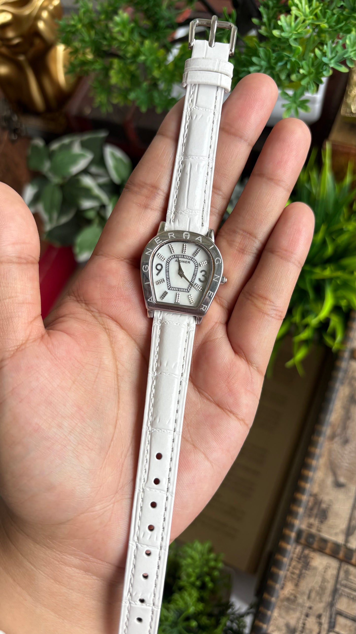 Extremely Rare Vintage Aigner Women’s Dress Watch in White Leather Strap