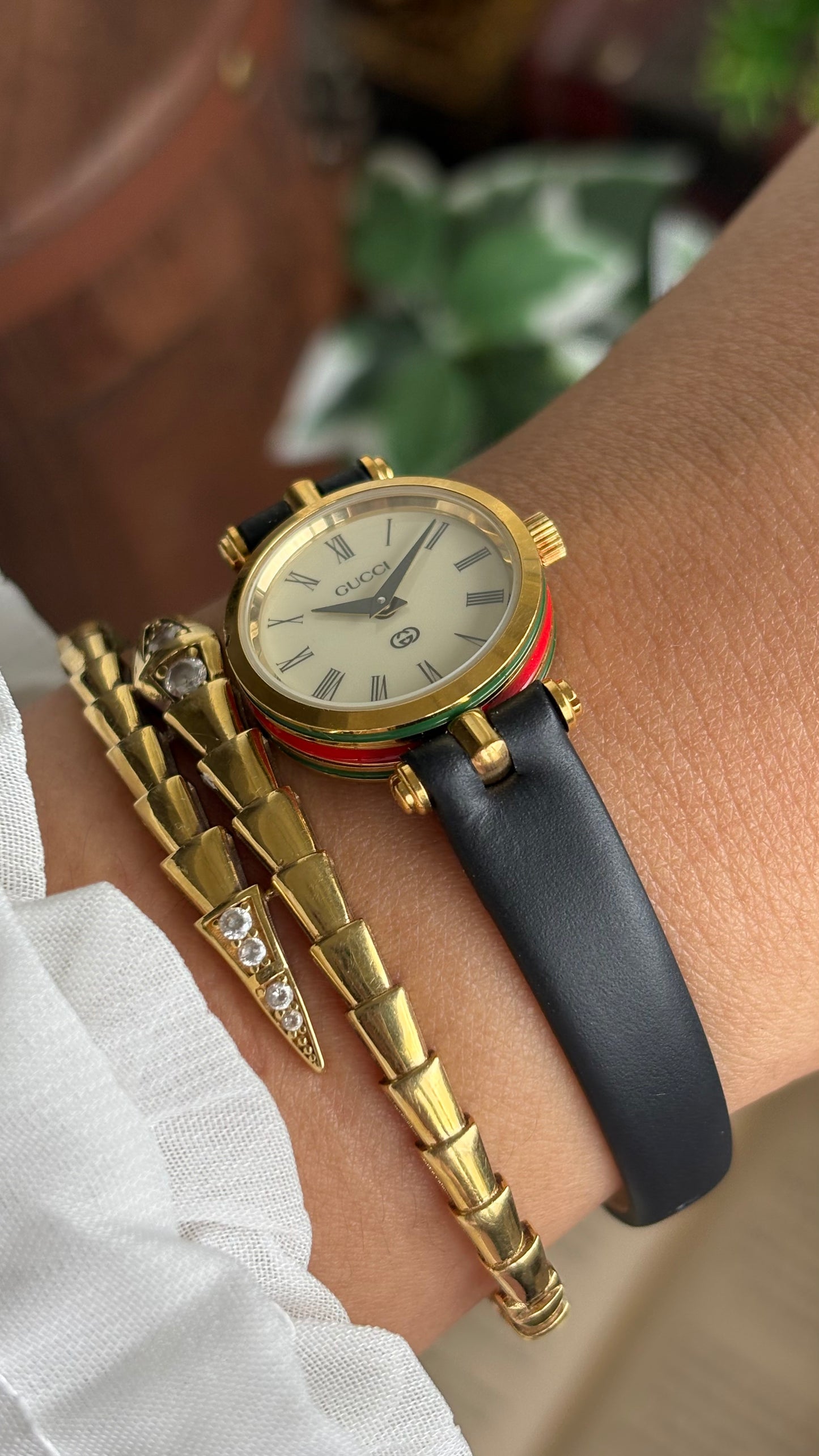 Vintage Gucci Women’s Dress Watch in Black Leather Strap Rare Cherryline Bezel Accent in Roman Dial with Gucci Box