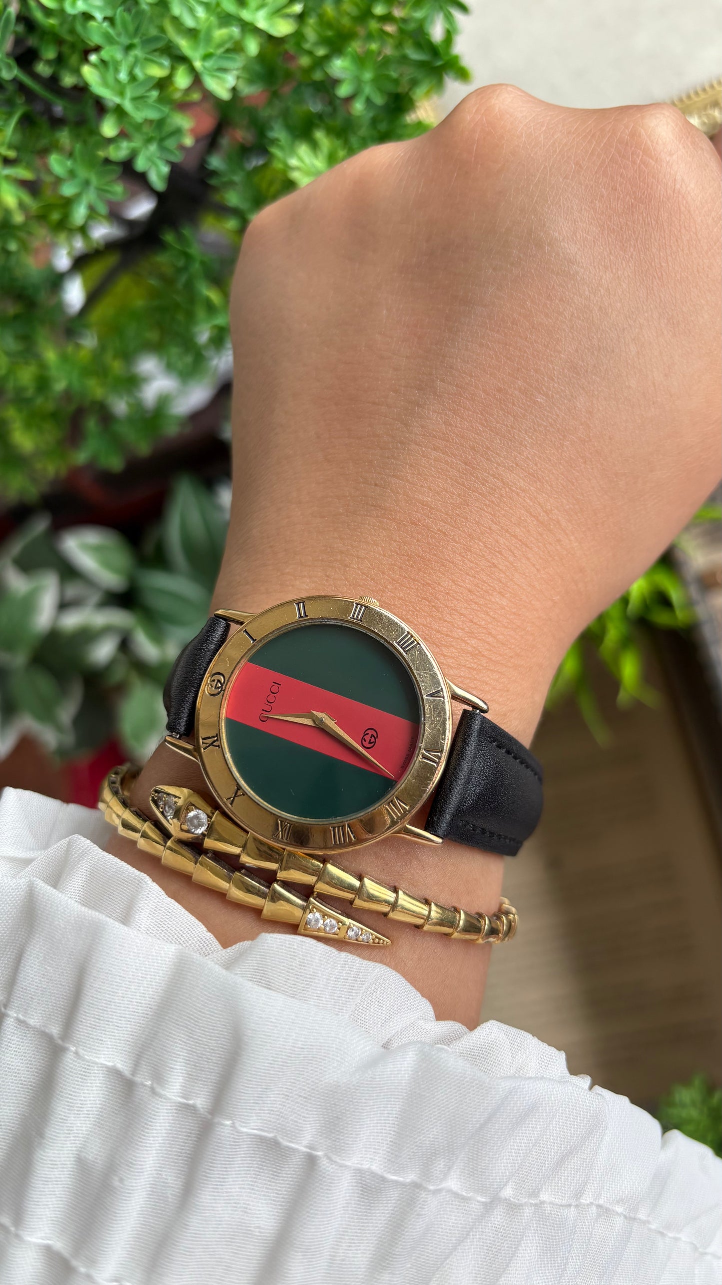 Vintage Gucci Men’s Dress Watch in Black Leather Strap Cherryline Dial with Gucci Box