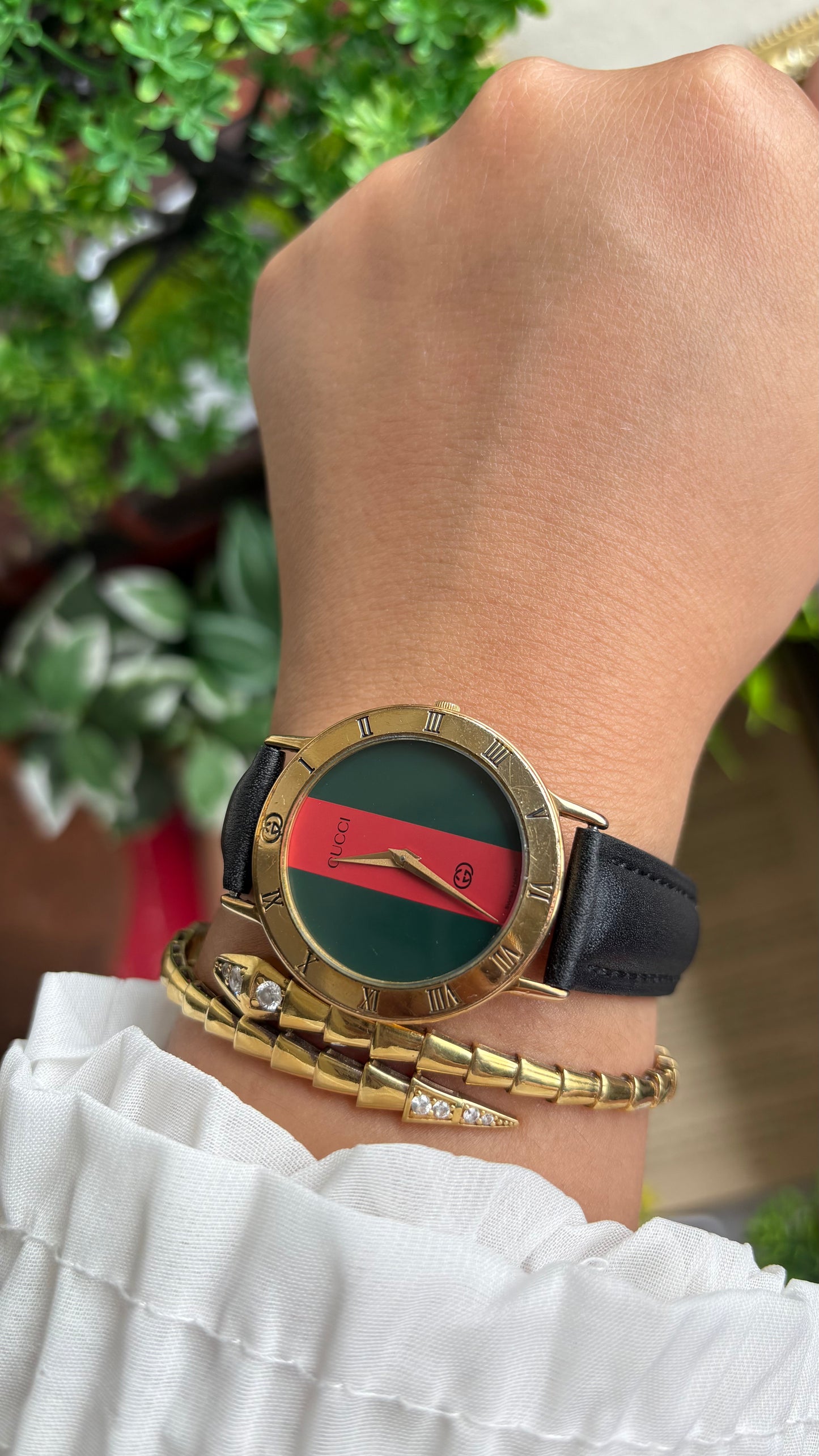 Vintage Gucci Men’s Dress Watch in Black Leather Strap Cherryline Dial with Gucci Box