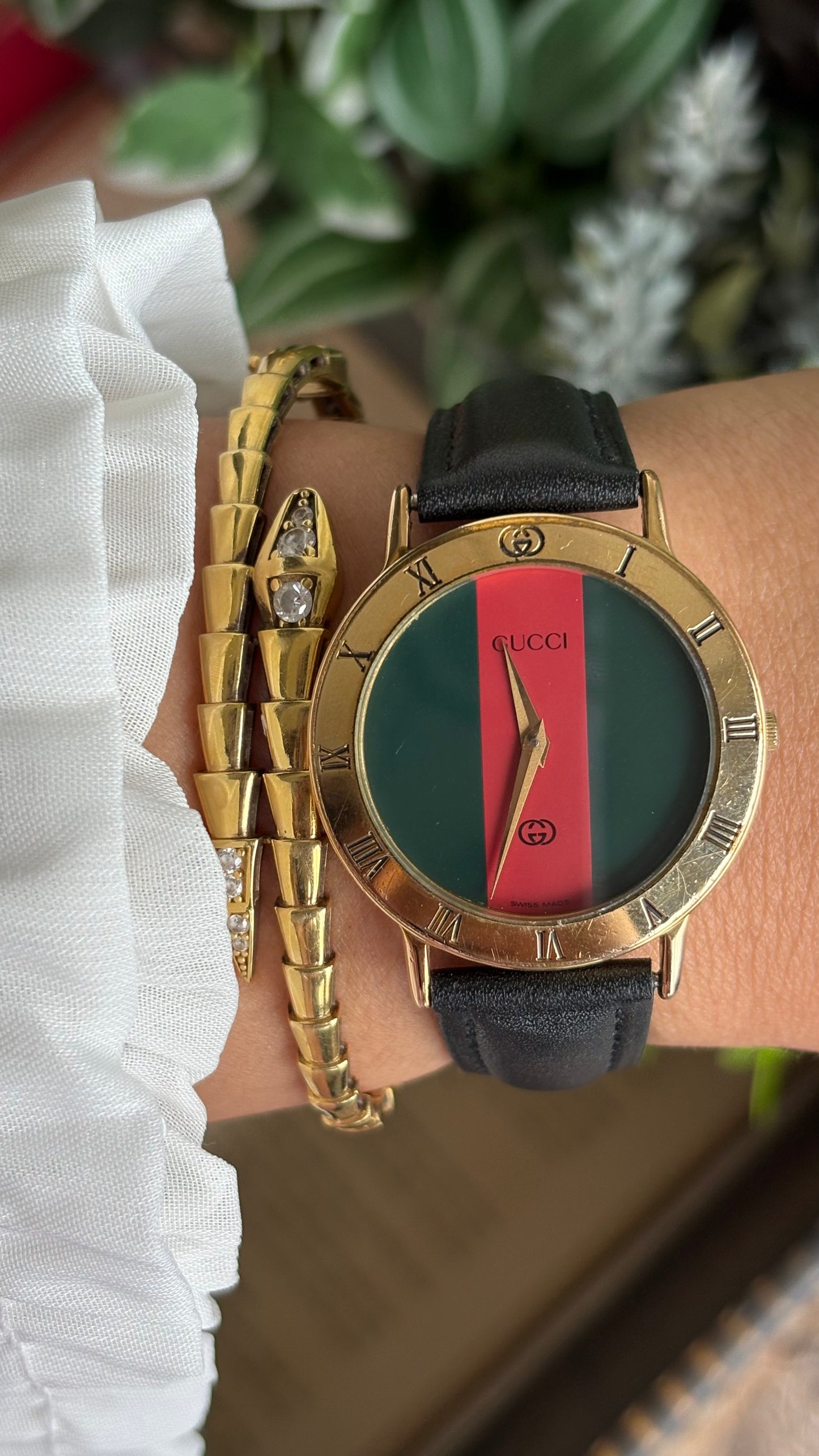 Vintage Gucci Men’s Dress Watch in Black Leather Strap Cherryline Dial with Gucci Box