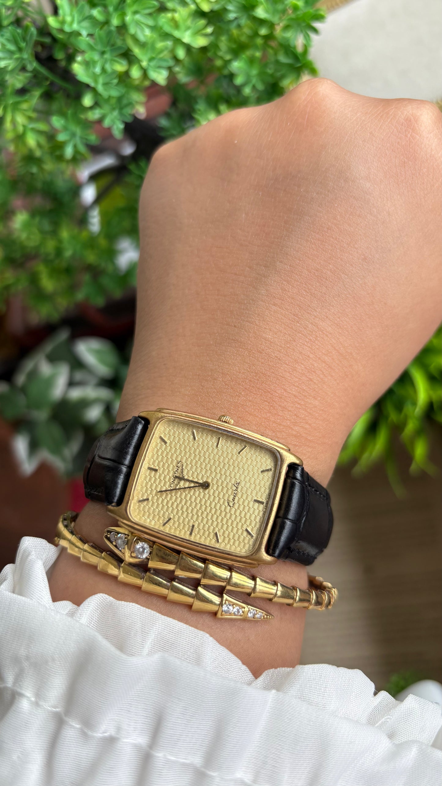 Vintage Longines Men’s Dress Watch in Black Leather Strap