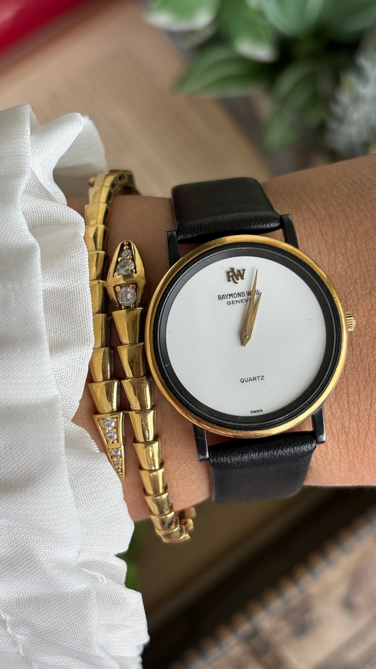 Vintage Raymond Weil Men’s Dress Watch in Black Leather Strap