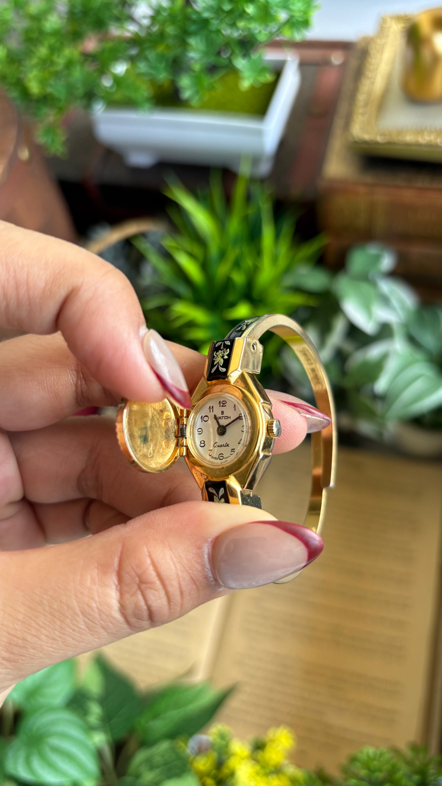 Extremely Rare Vintage Flower Peekaboo Watch in Gold Tone Black Accent Swiss Made