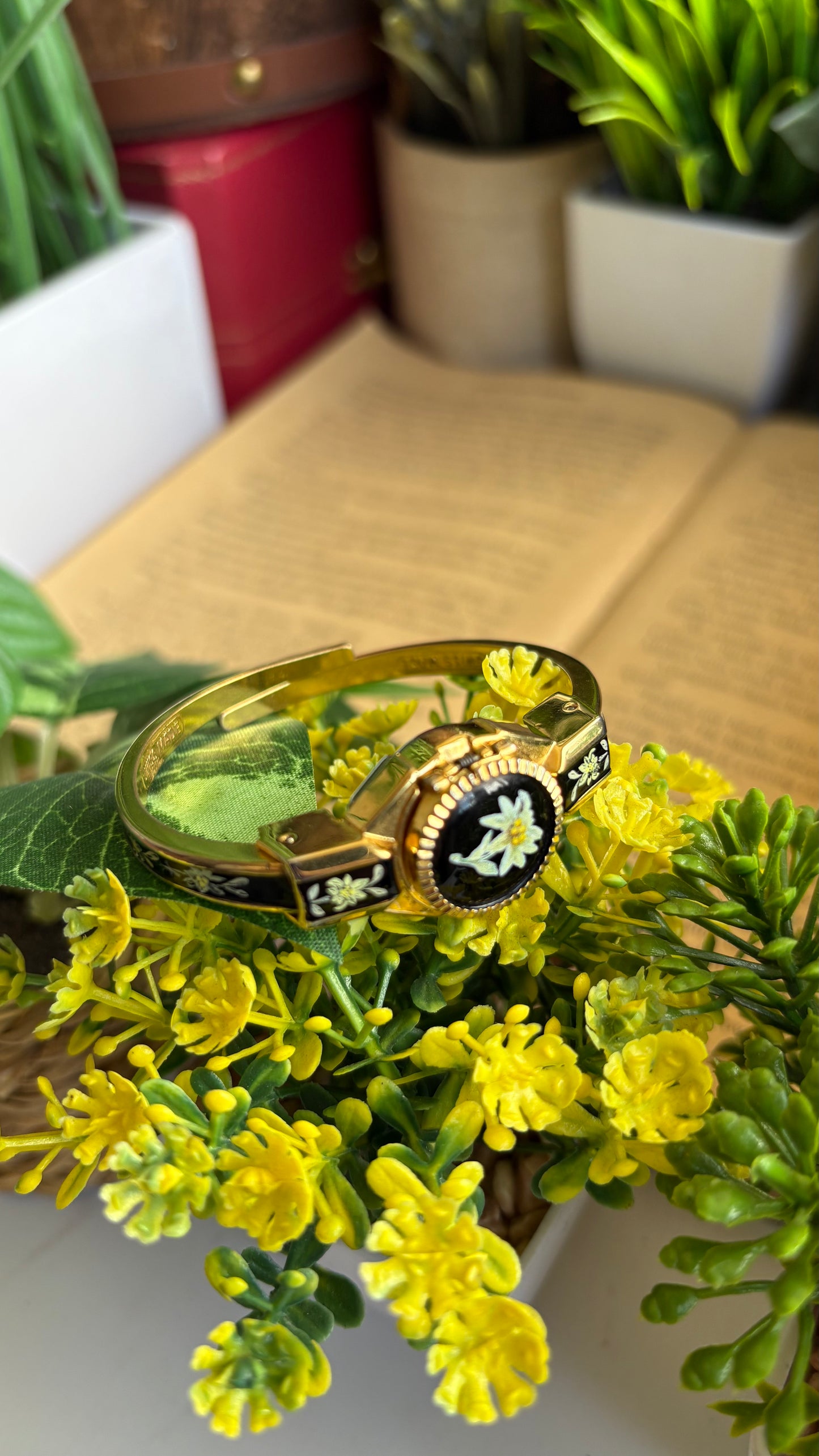 Extremely Rare Vintage Flower Peekaboo Watch in Gold Tone Black Accent Swiss Made
