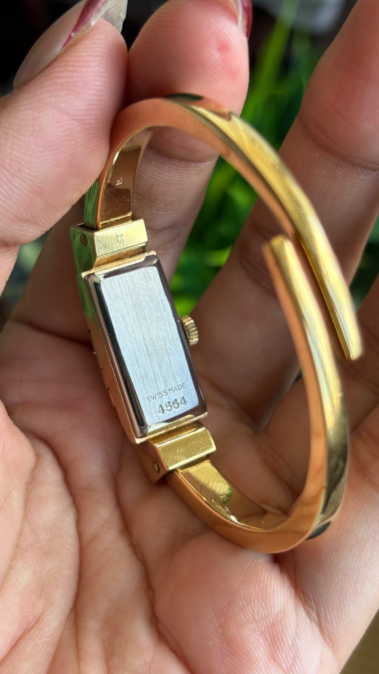 Extremely Rare Vintage Flower Peekaboo Watch in Gold Tone Swiss Made