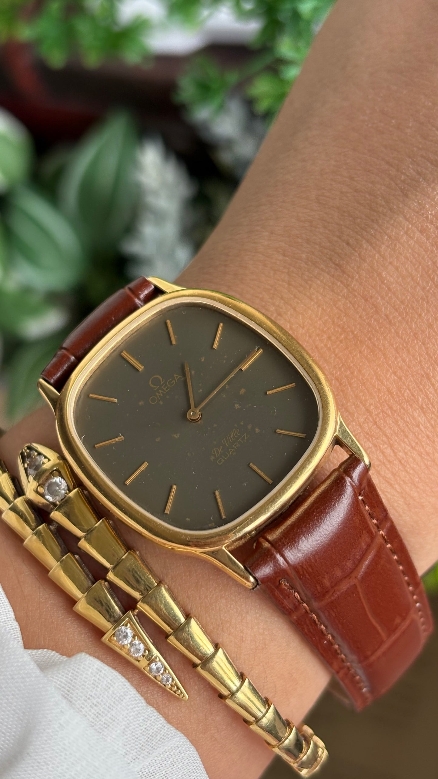 Vintage Omega De Ville Tank Men’s Dress Watch in Brown Leather Strap Black Grey Dial with Omega Box