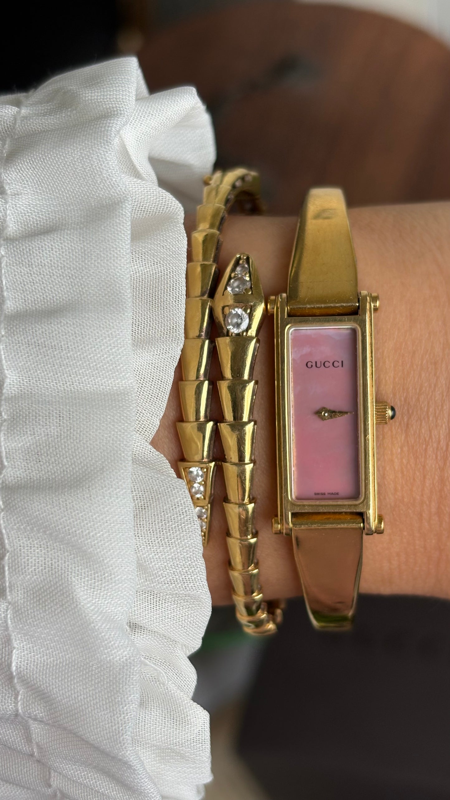 Vintage Gucci 1500L Watch in Gold Tone Mother of Pearl Pink Dial with Gucci Box