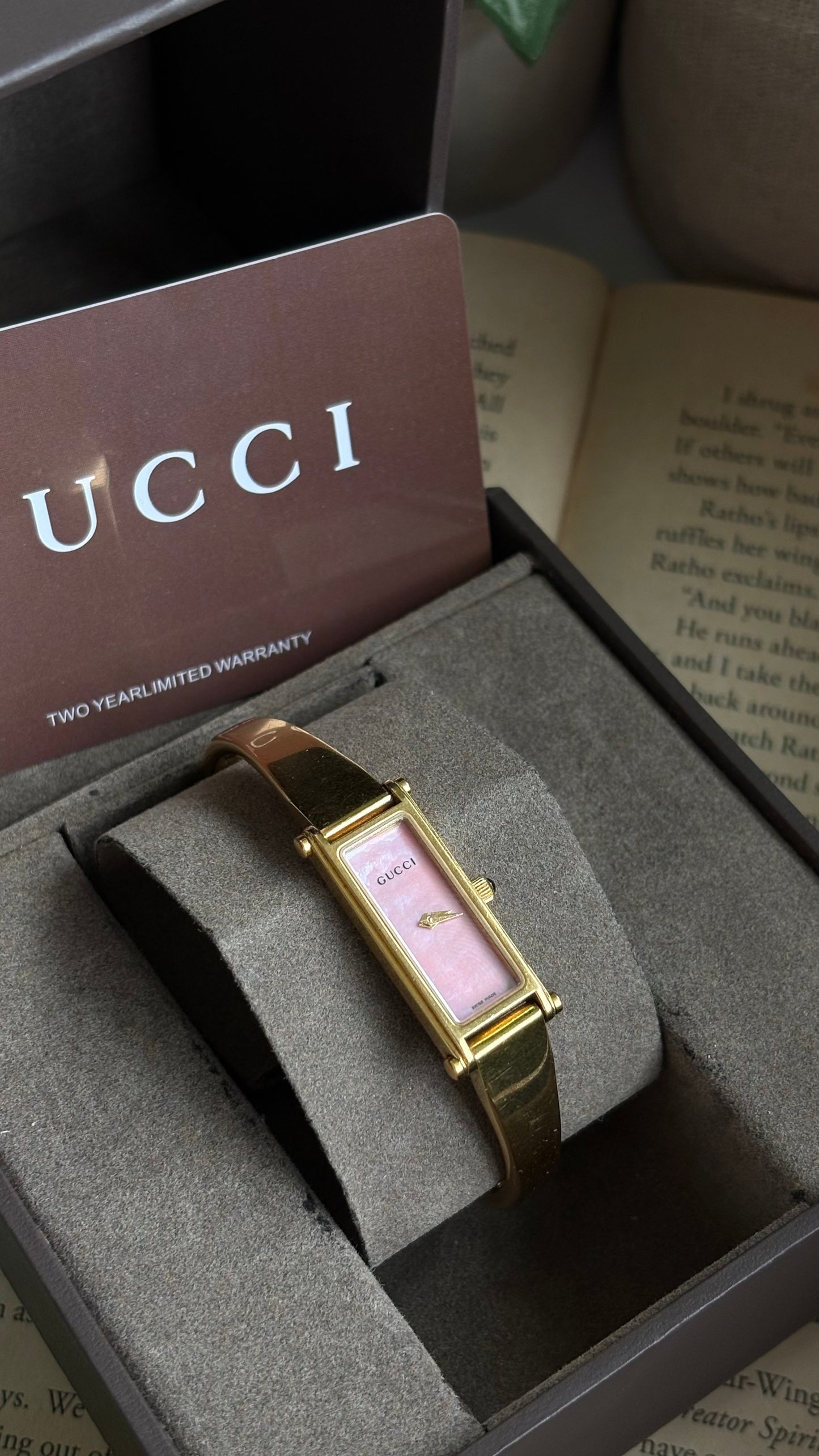 Vintage Gucci 1500L Watch in Gold Tone Mother of Pearl Pink Dial with Gucci Box