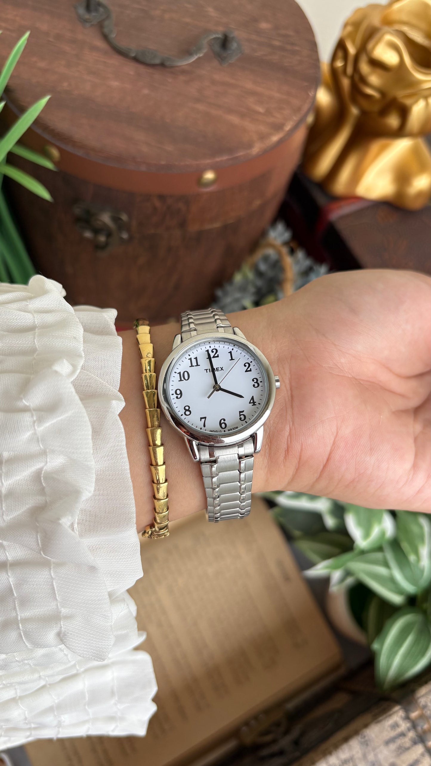 Vintage Timex Watch in Silver Tone Stretch Band Unisex
