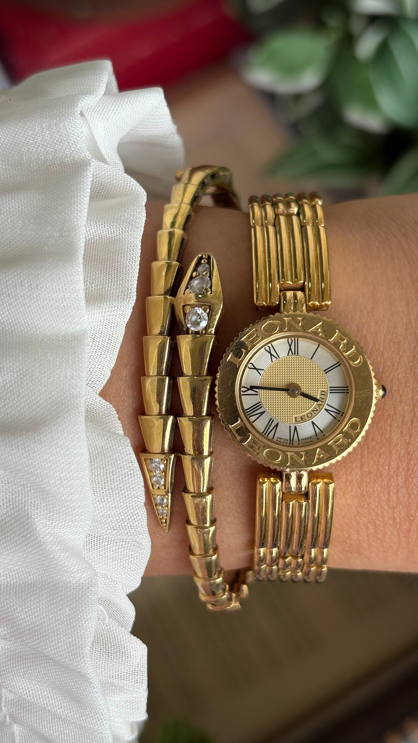 Vintage Leonard Swiss Designer’s Watch in Gold Tone Roman Dial