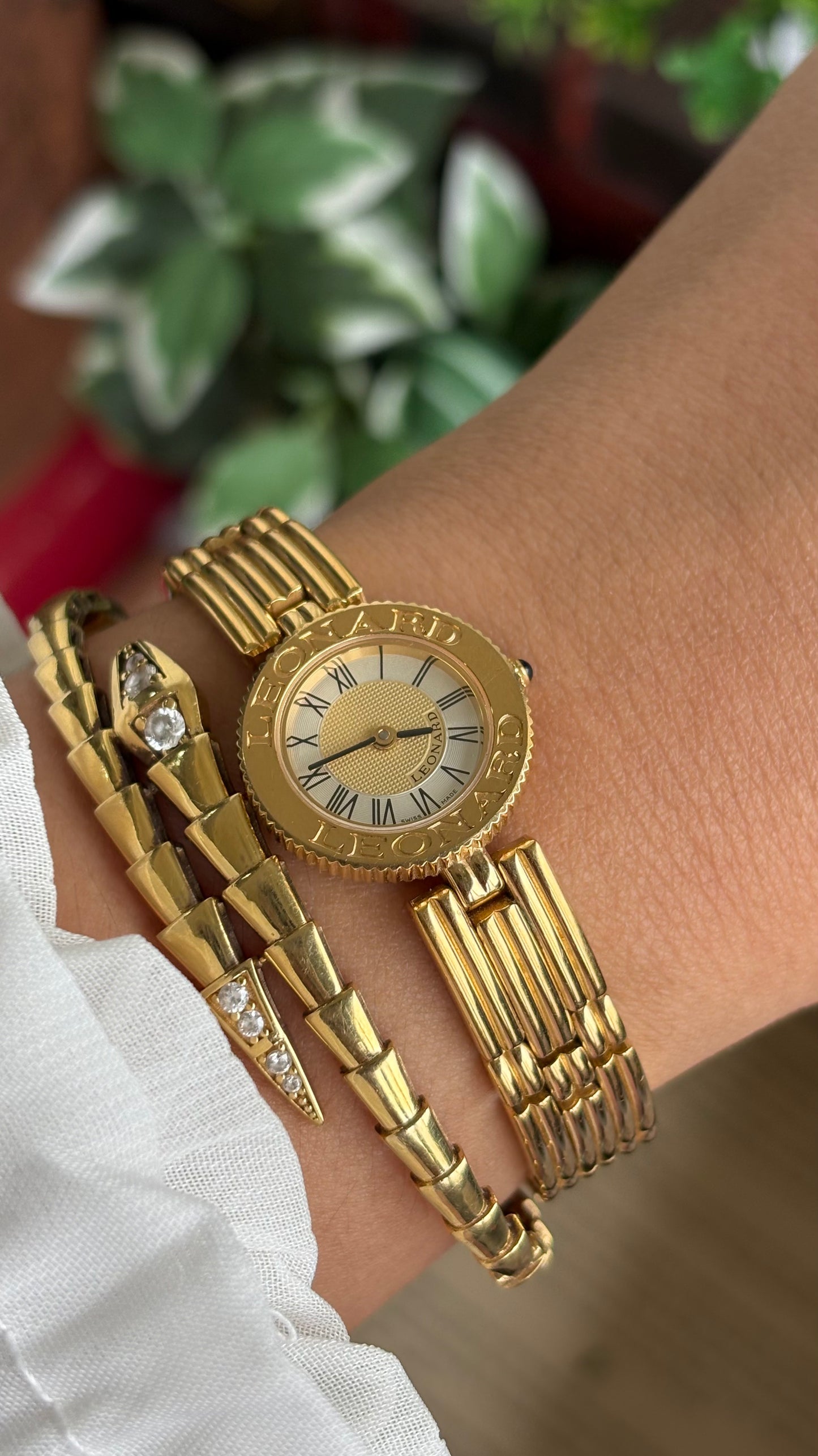 Vintage Leonard Swiss Designer’s Watch in Gold Tone Roman Dial