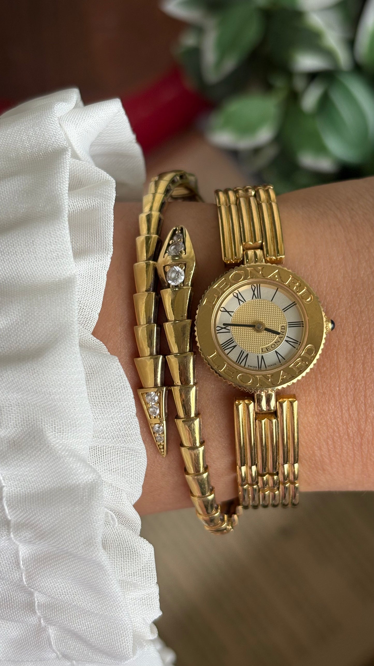 Vintage Leonard Swiss Designer’s Watch in Gold Tone Roman Dial