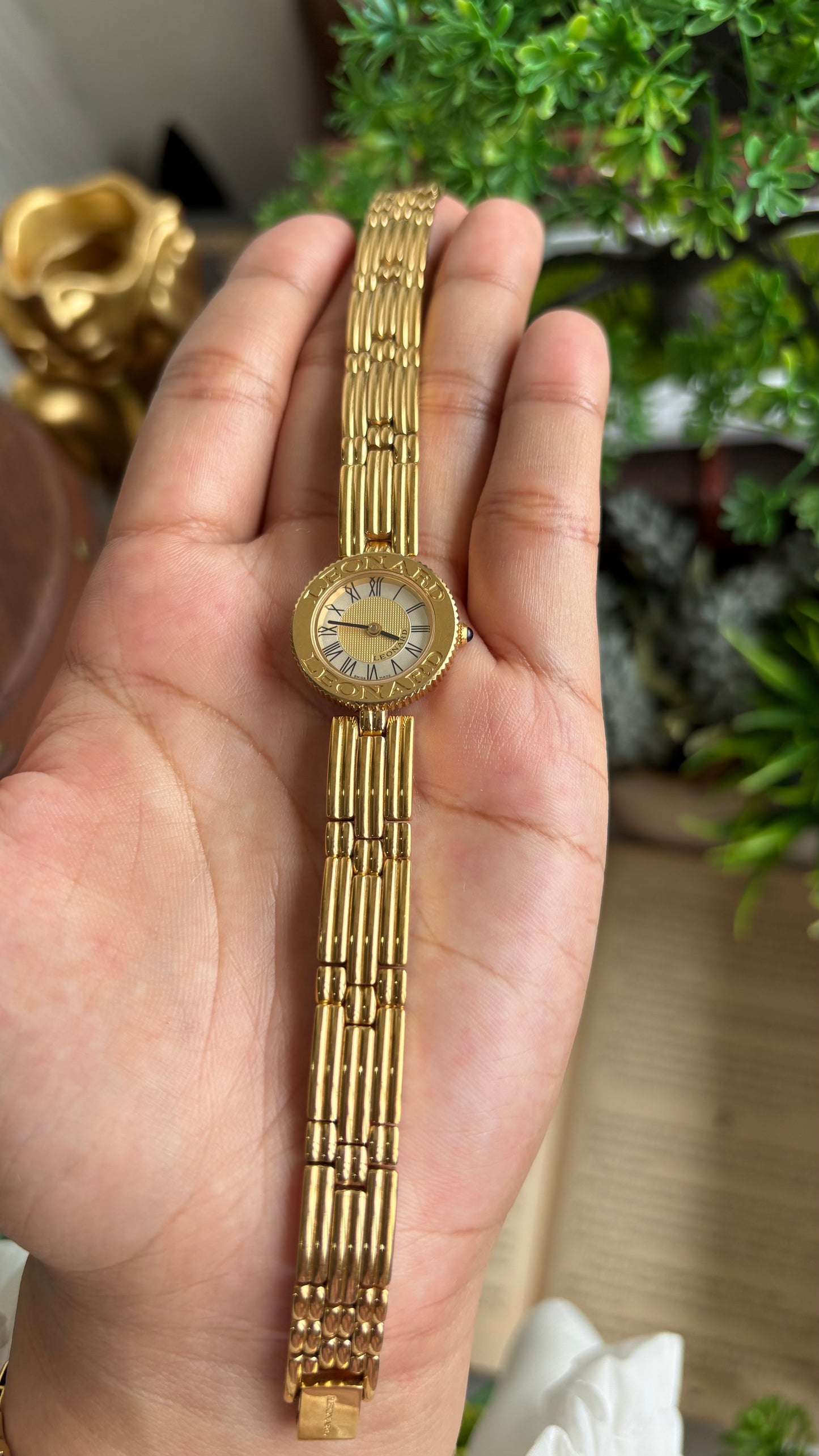 Vintage Leonard Swiss Designer’s Watch in Gold Tone Roman Dial