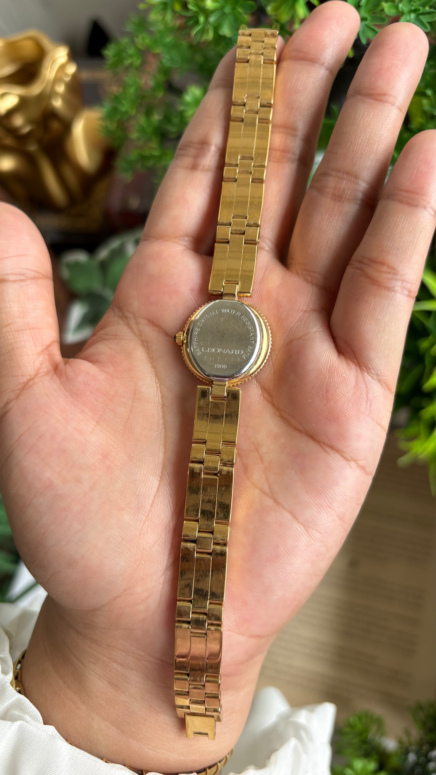 Vintage Leonard Swiss Designer’s Watch in Gold Tone Roman Dial