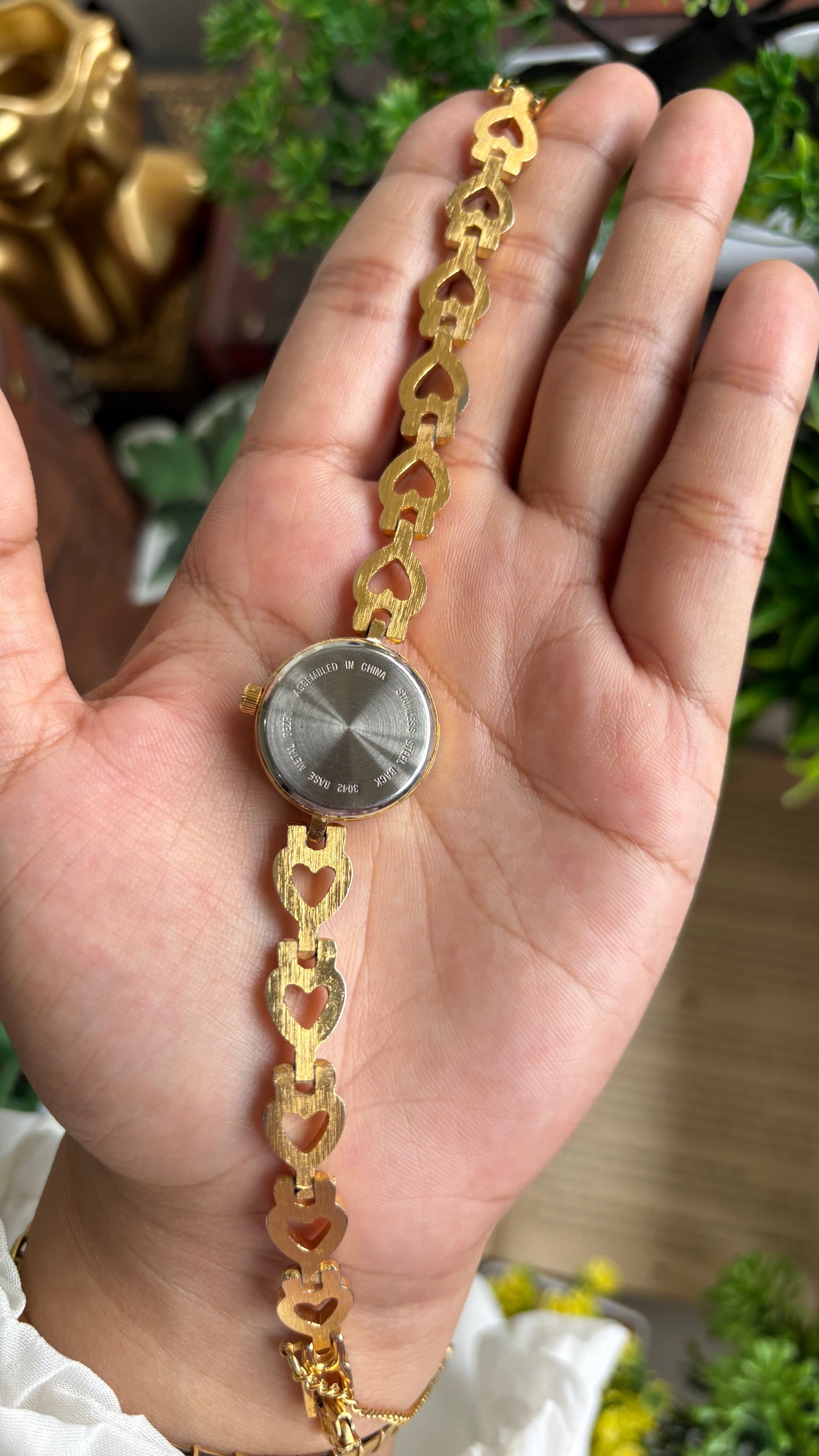 Vintage Manhattan Club Watch in Two-Tone Heart Chain Straps