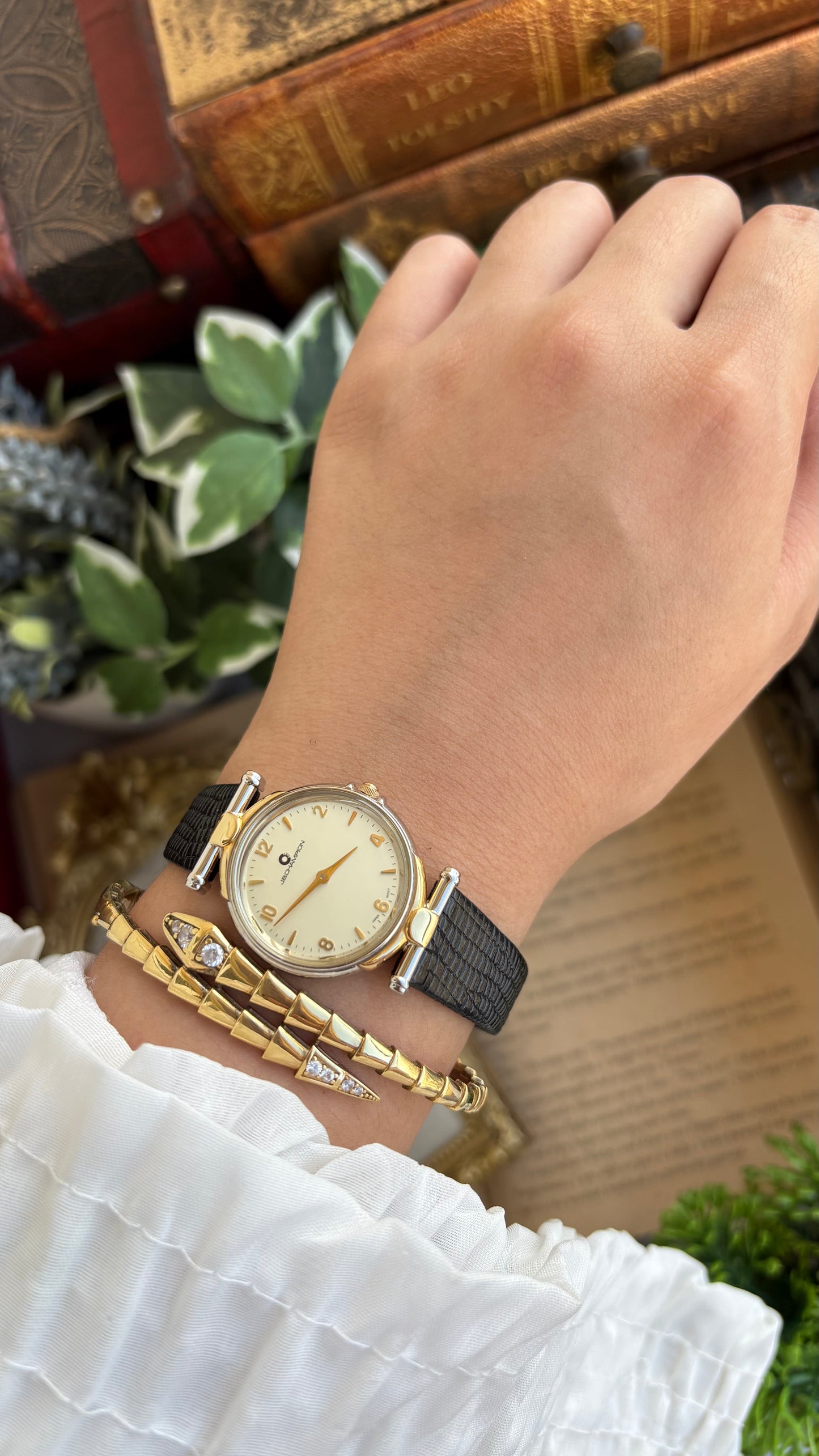 Vintage J.B. Champion Watch in Original Leather Strap (150$ on tag)
