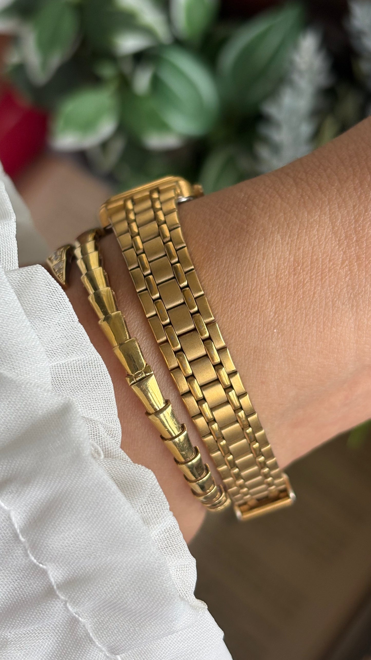 Vintage Caravelle by Bulova Mini Classic Dress Watch in Gold Tone