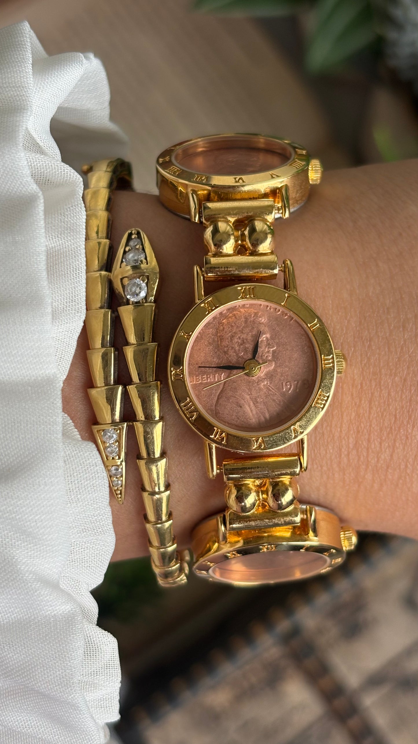 Extremely Rare Vintage Liberty 1978 Watch in Gold Tone Pink Dial