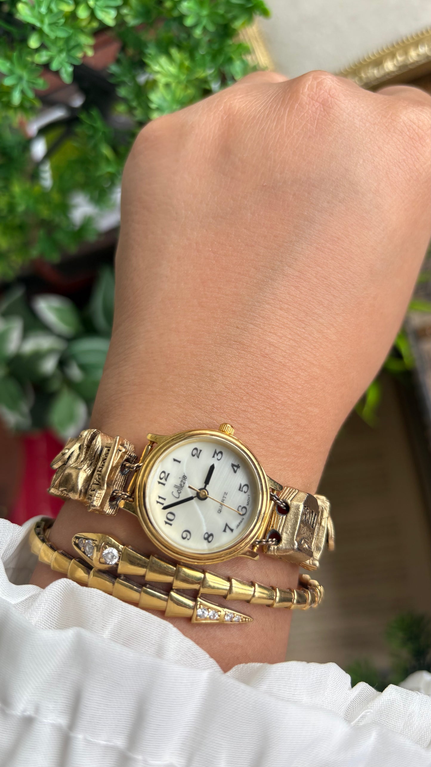 Vintage Collezio Doctor of Dentistry Charm Watch in Gold Tone