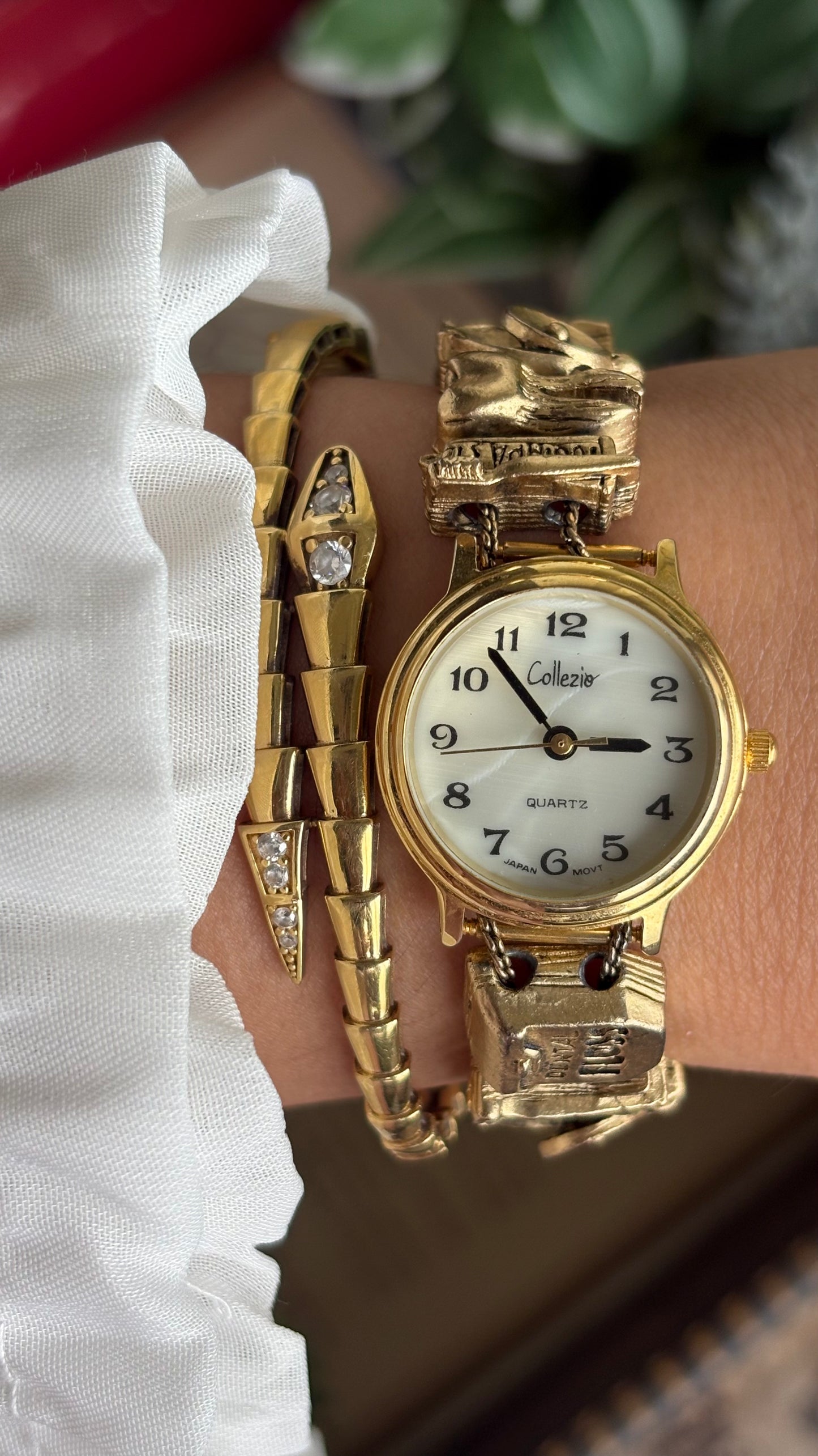 Vintage Collezio Doctor of Dentistry Charm Watch in Gold Tone