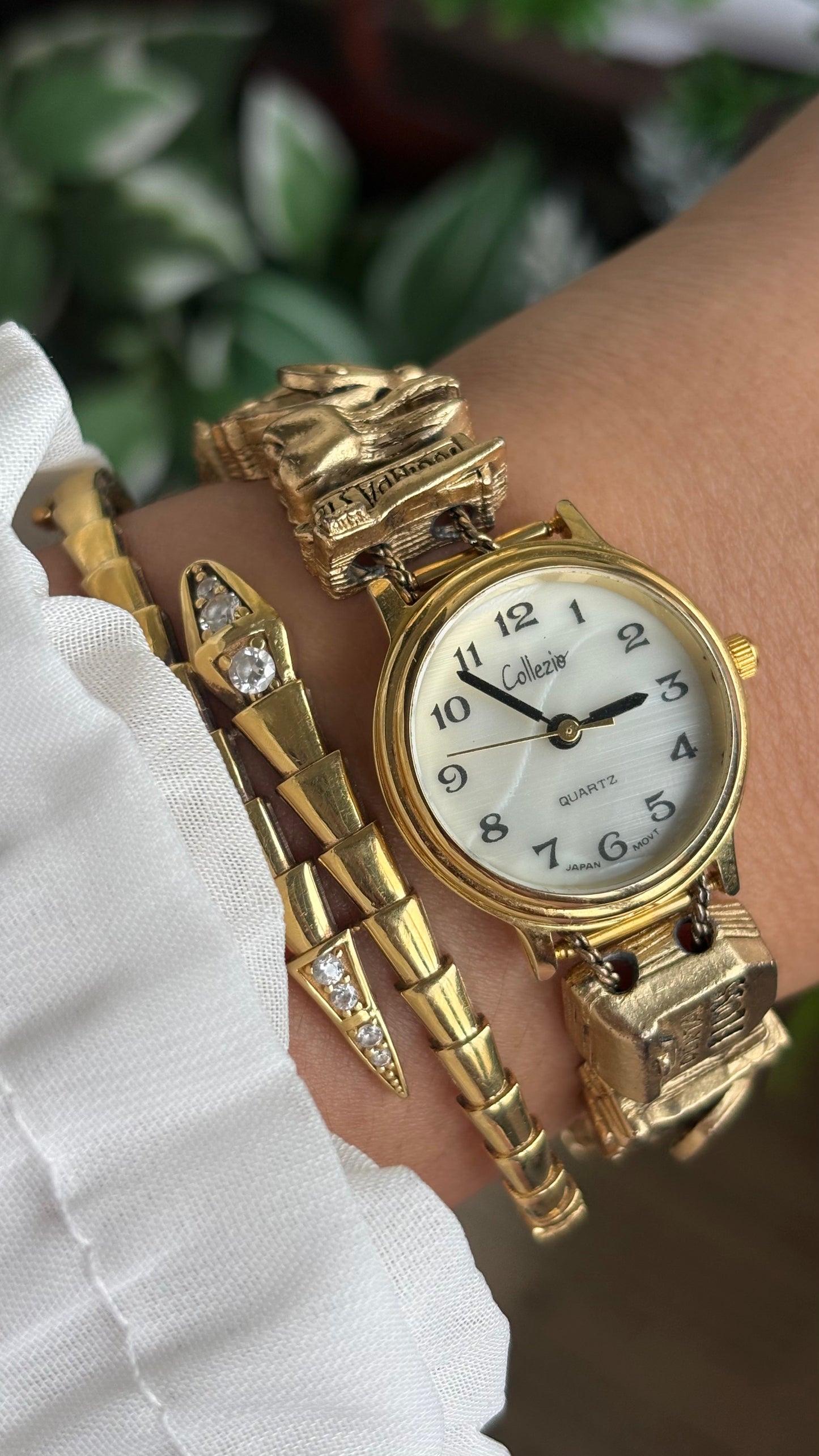 Vintage Collezio Doctor of Dentistry Charm Watch in Gold Tone