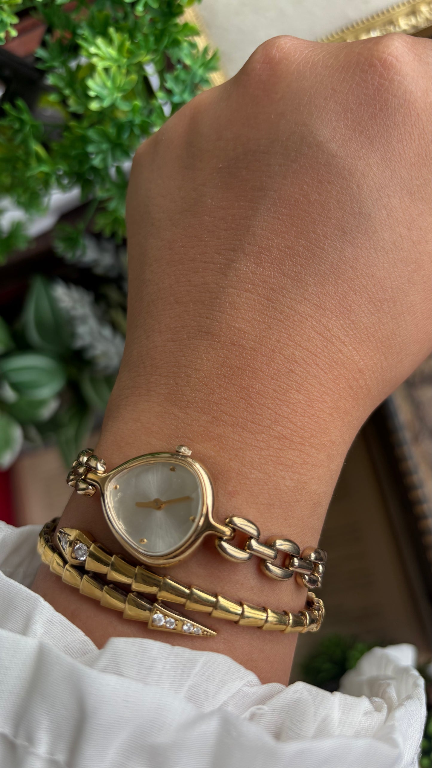 Extremely Rare Vintage Pola Teardrop Watch in Gold Tone Diacut Bezel