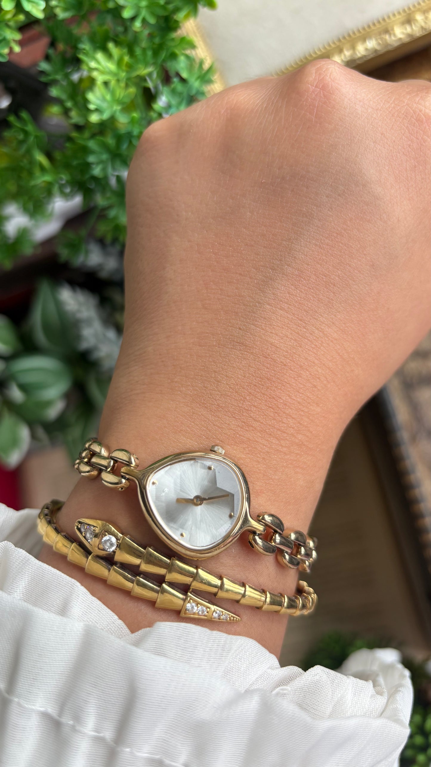 Extremely Rare Vintage Pola Teardrop Watch in Gold Tone Diacut Bezel
