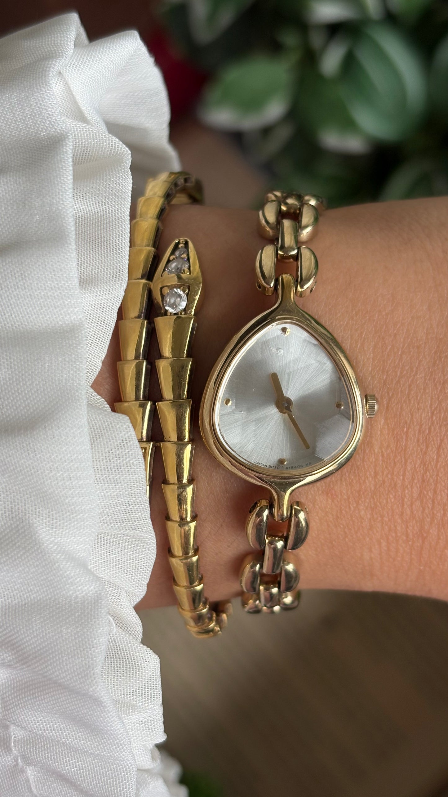 Extremely Rare Vintage Pola Teardrop Watch in Gold Tone Diacut Bezel