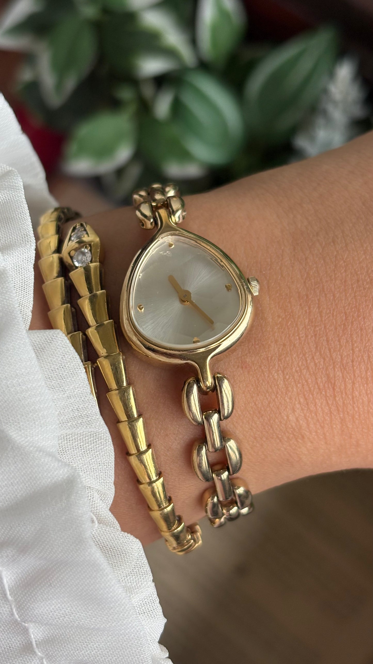 Extremely Rare Vintage Pola Teardrop Watch in Gold Tone Diacut Bezel