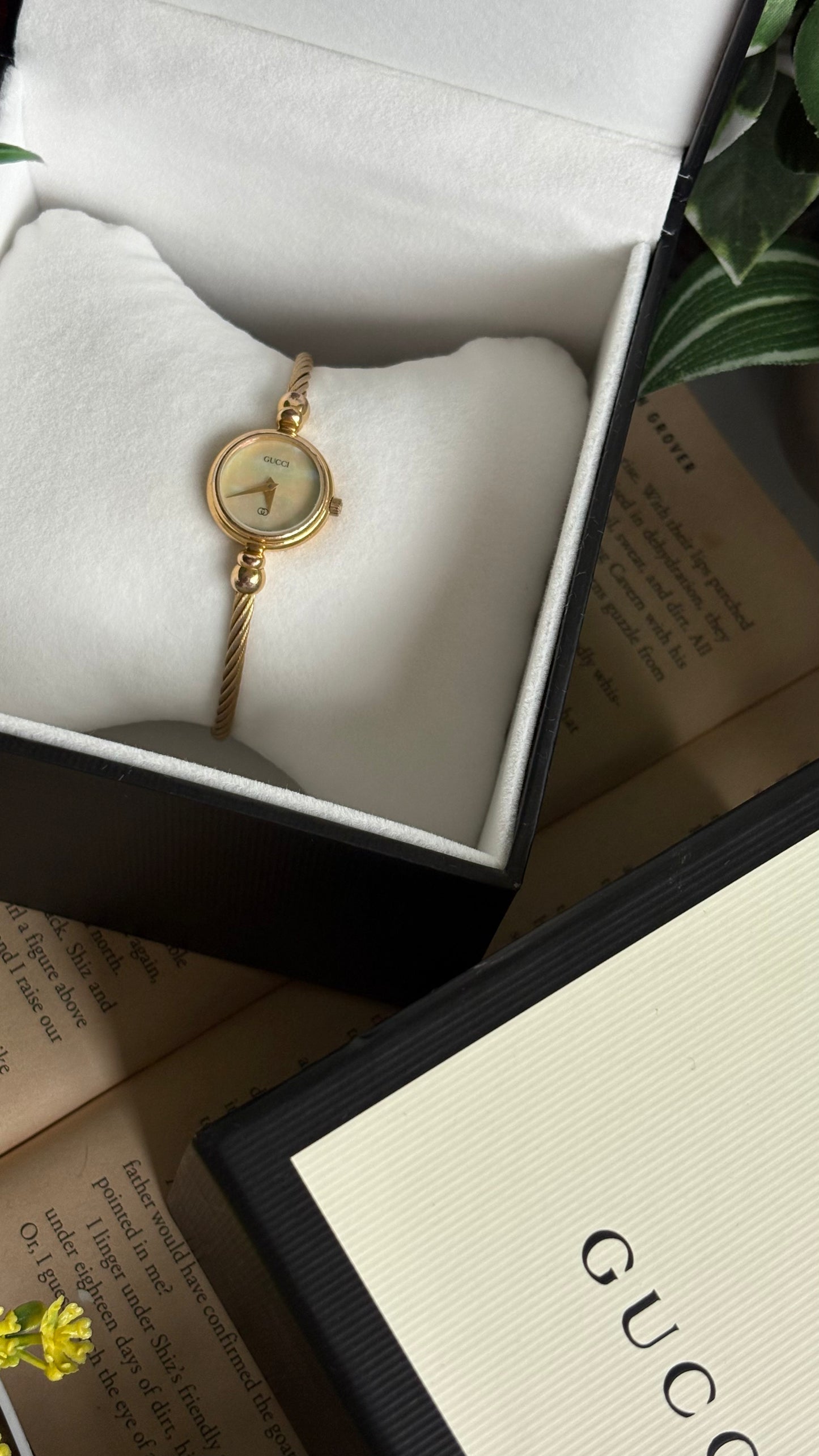 Extremely Rare Vintage 2700L Gucci Bangle Watch in Gold Tone Mother of Pearl Dial with Gucci Box